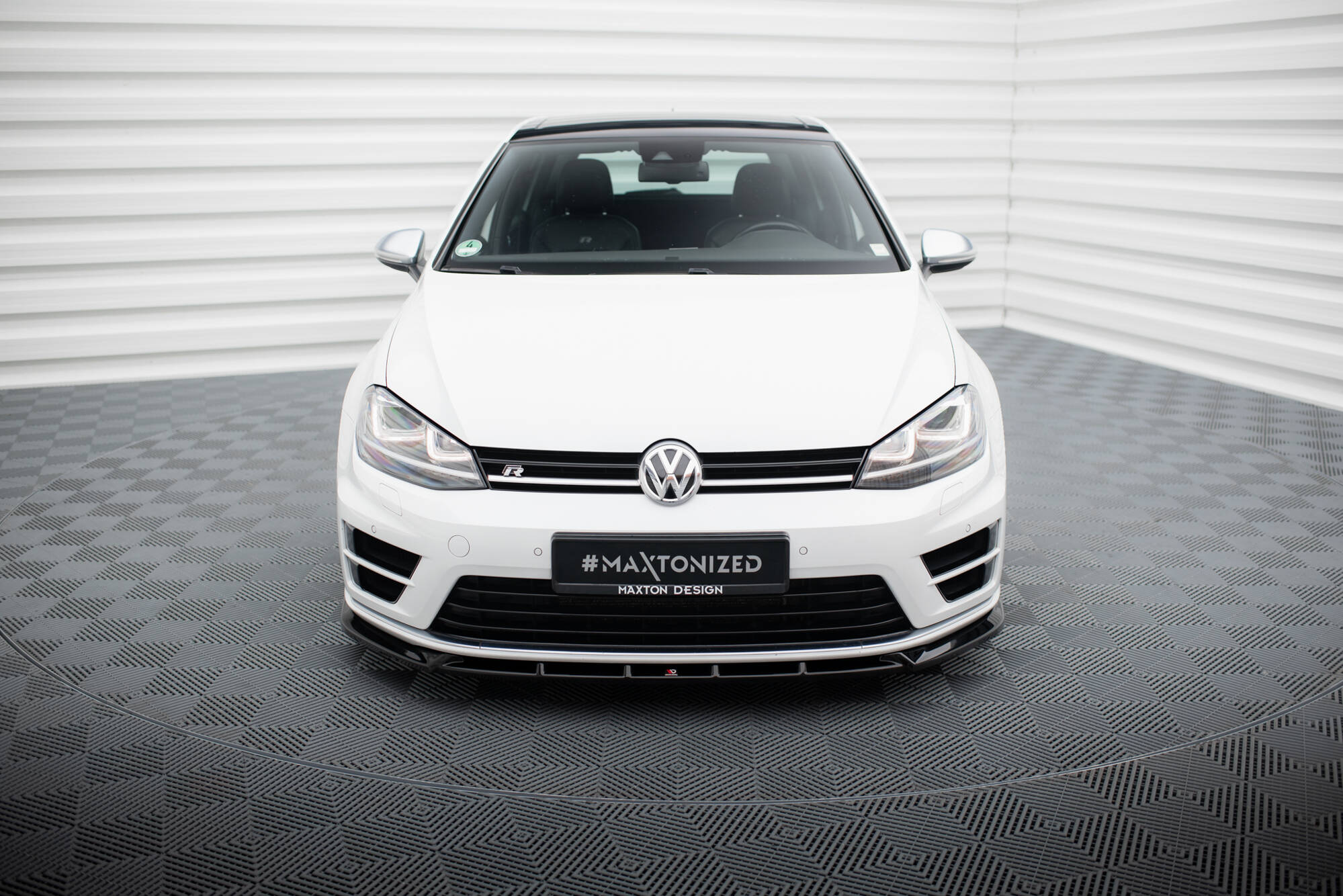 Front Splitter V.5 Volkswagen Golf R / R-Line Mk7 - Image 2