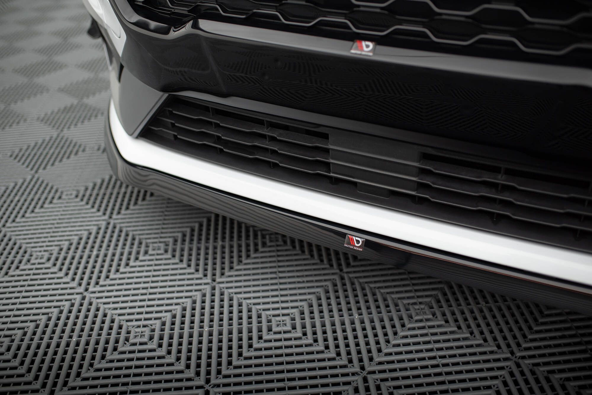 Front Splitter V.6 Ford Fiesta Mk8 ST / ST-Line - Image 3