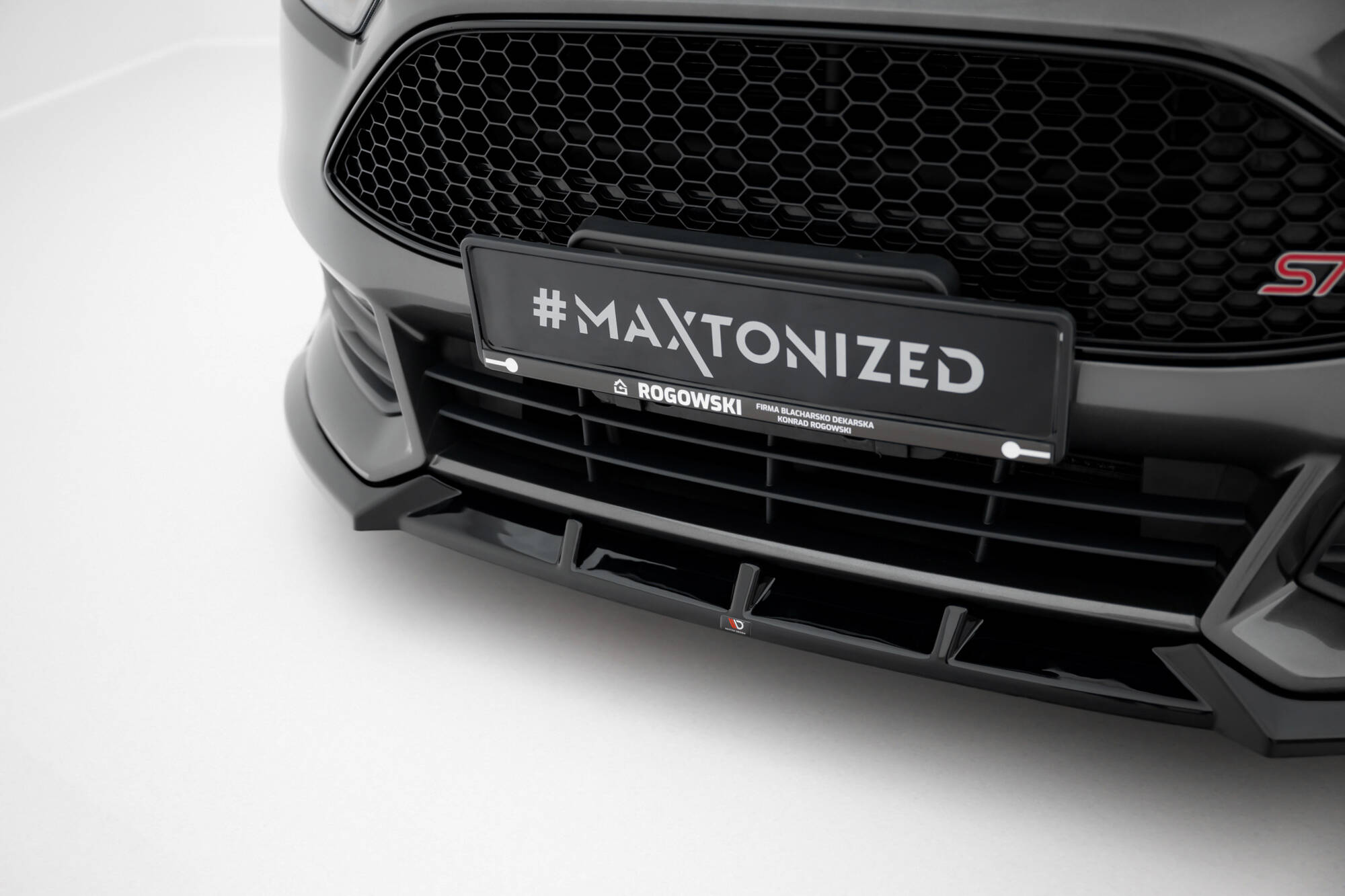 Front Splitter V.6 Ford Focus ST Mk3 Facelift - Image 3