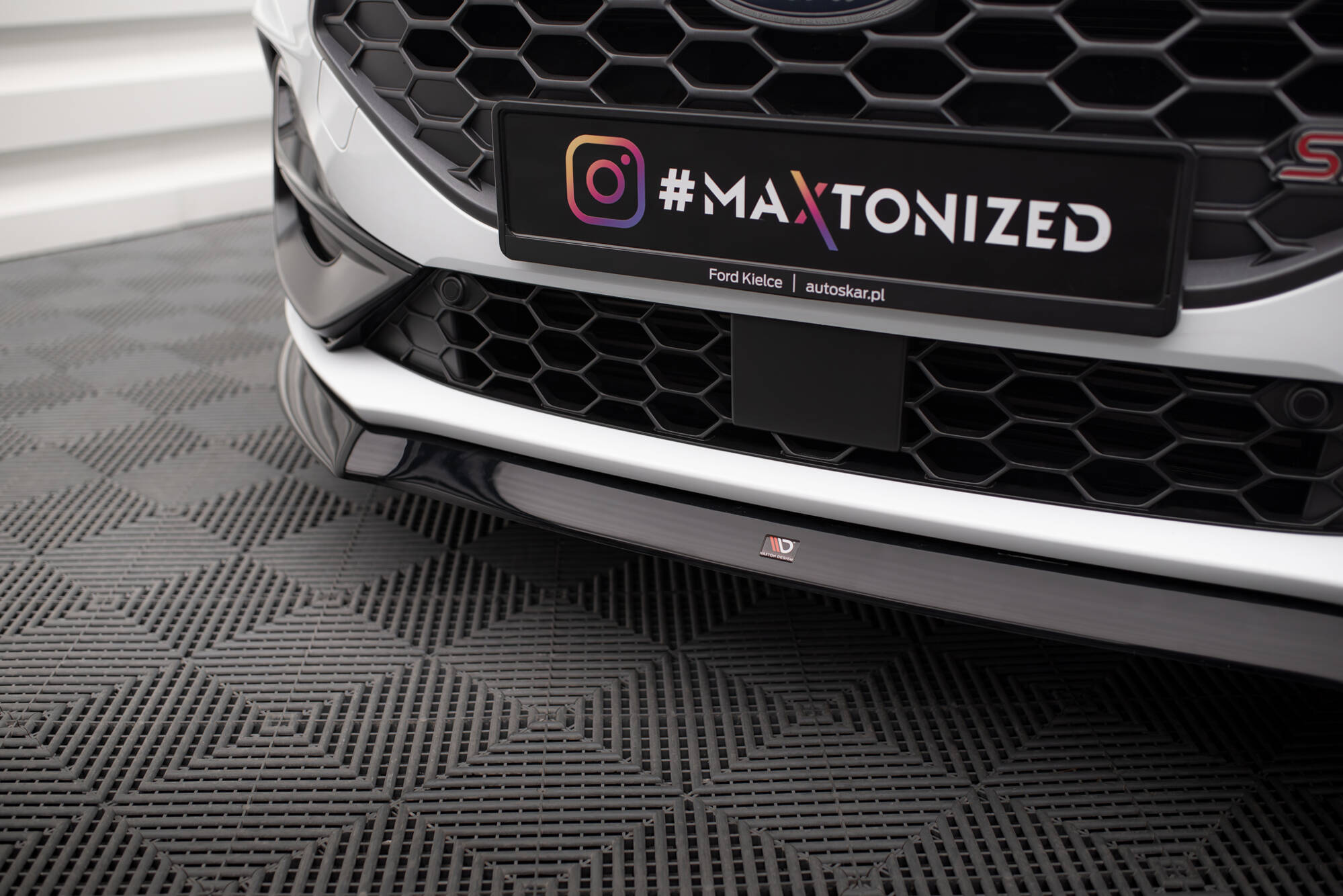 Front Splitter V.8 Ford Focus ST / ST-Line Mk4 Facelift - Image 3