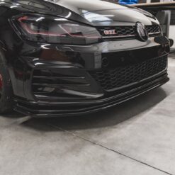 Alternative view of Front Splitter VW Golf 7 GTI TCR