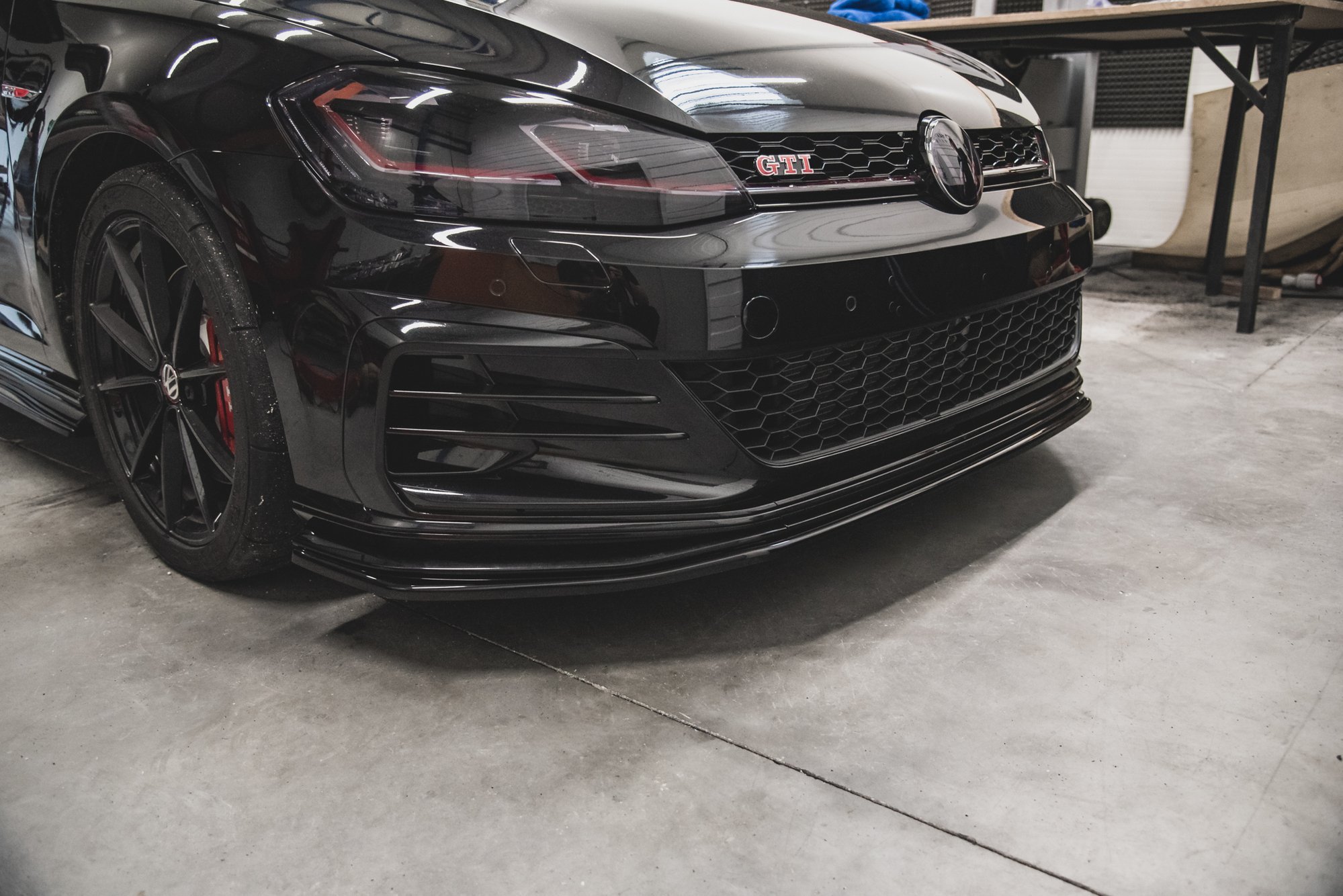 Front Splitter VW Golf 7 GTI TCR - Image 2