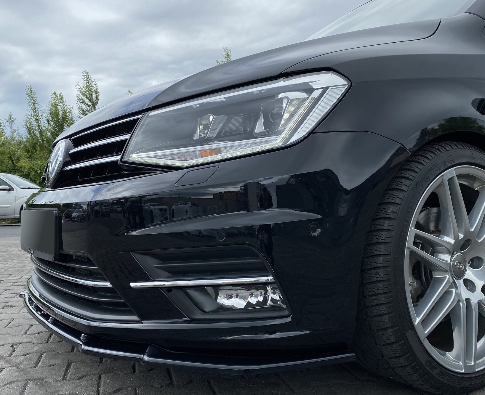 Front Splitter Volkswagen Caddy Mk. 4 - Image 3