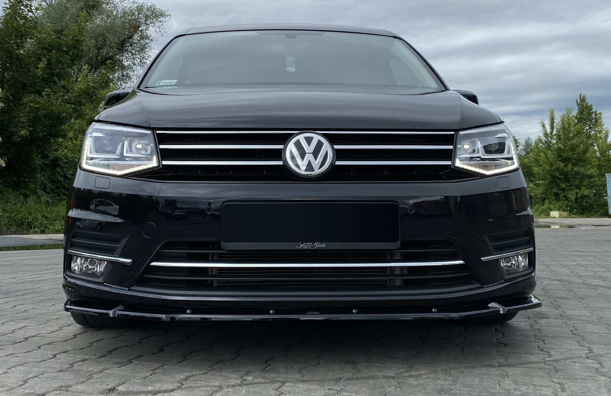 Front Splitter Volkswagen Caddy Mk. 4 - Image 2