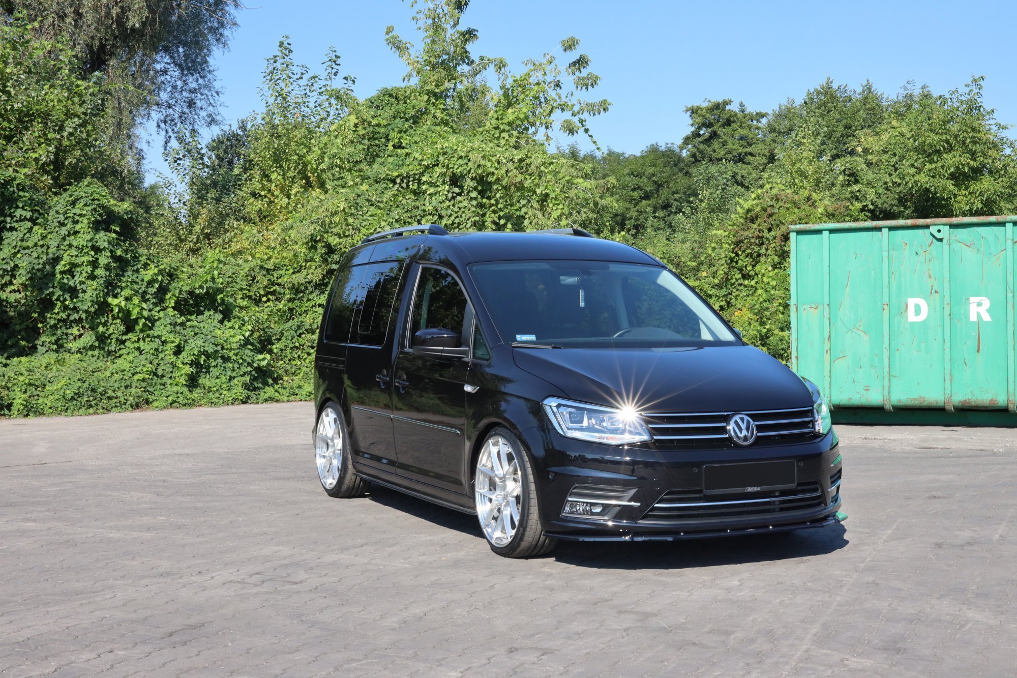 Front Splitter Volkswagen Caddy Mk. 4 - Image 4