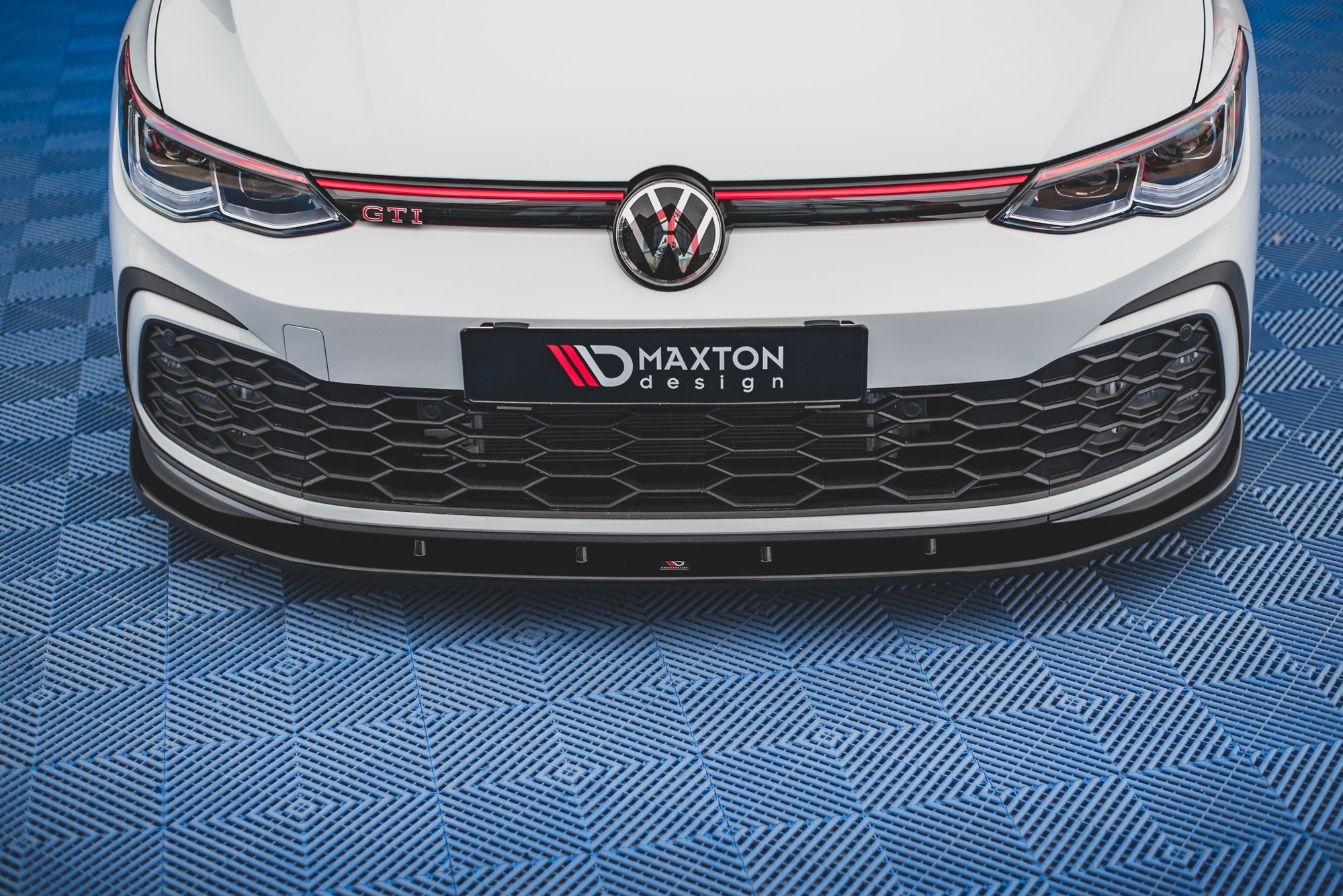 Front Splitter Volkswagen Golf GTI / GTE / GTD / R-Line Mk8 - Image 3