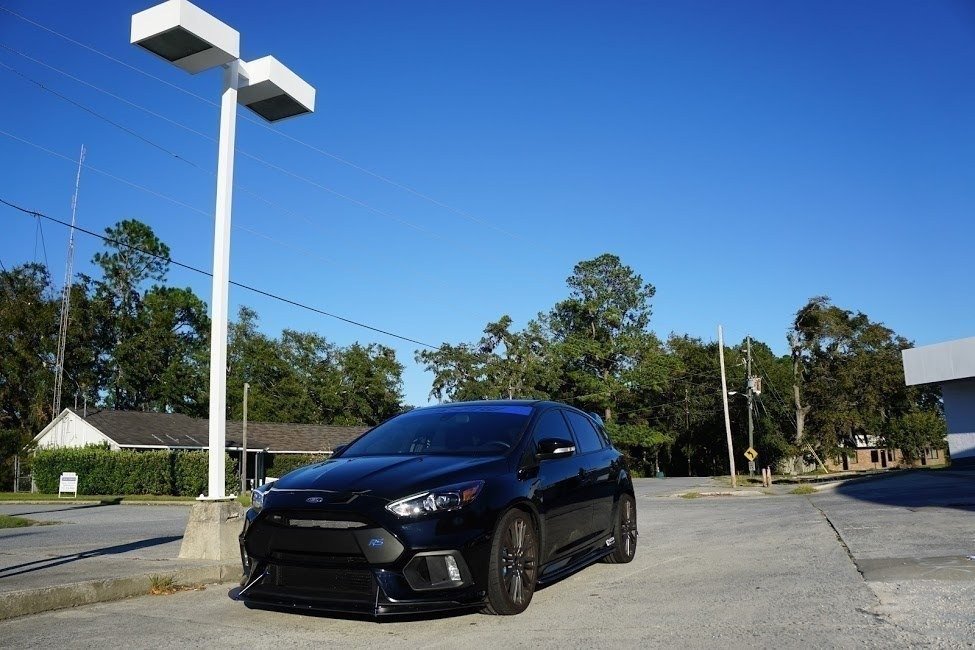 Hybrid Front Splitter Ford Focus RS Mk3 - Image 2