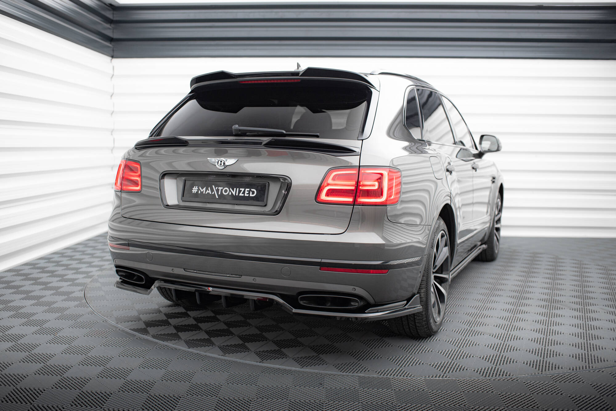 Lower Spoiler Cap 3D Bentley Bentayga Mk1 - Image 4