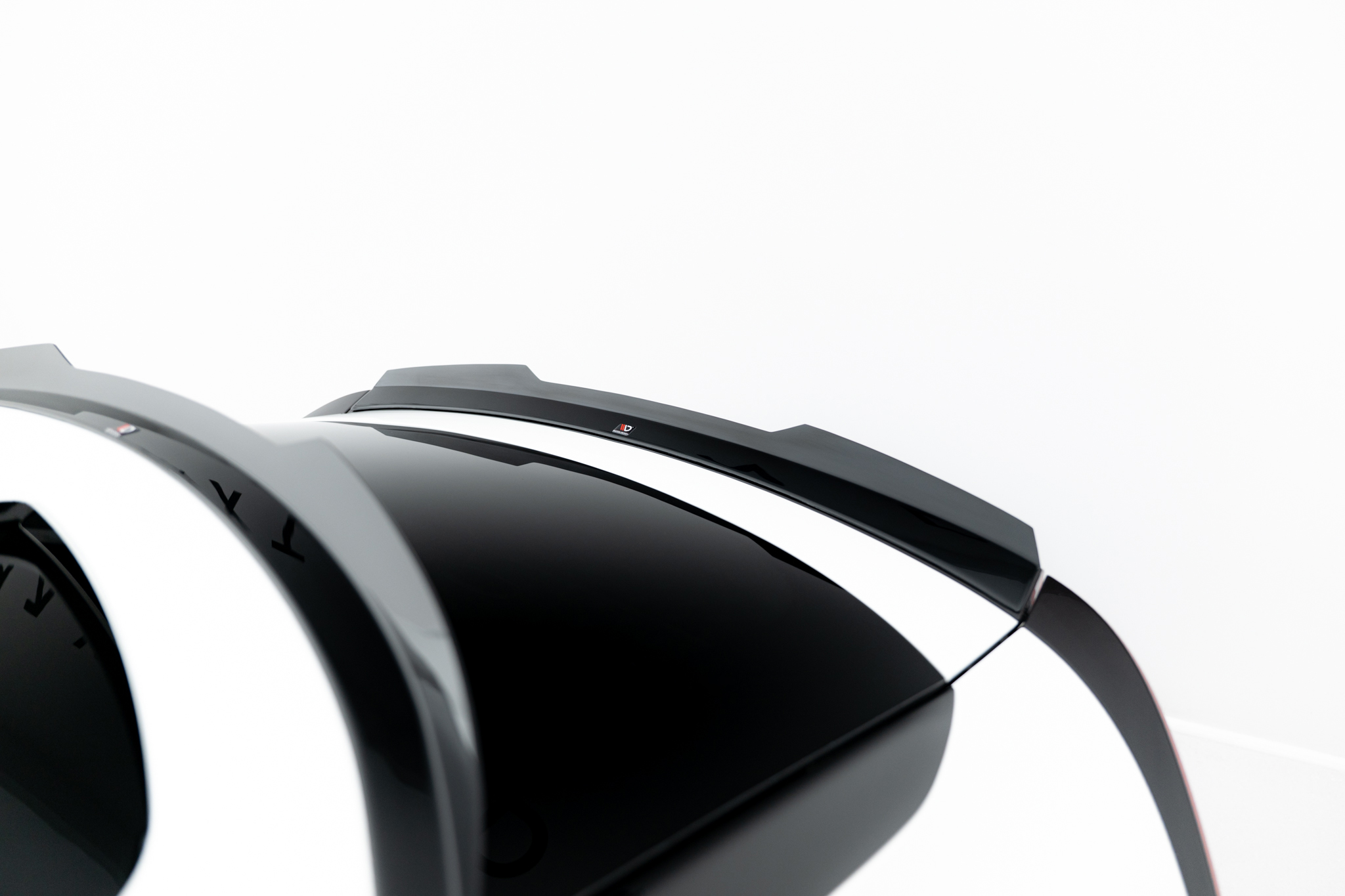 Lower Spoiler Cap Kia EV6 Mk1 - Image 3