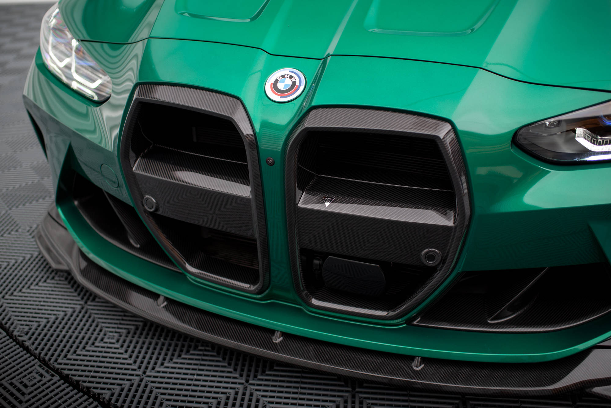Prepreg Carbon Fiber Front Grill BMW M4 G82 / M3 G80 - Image 11