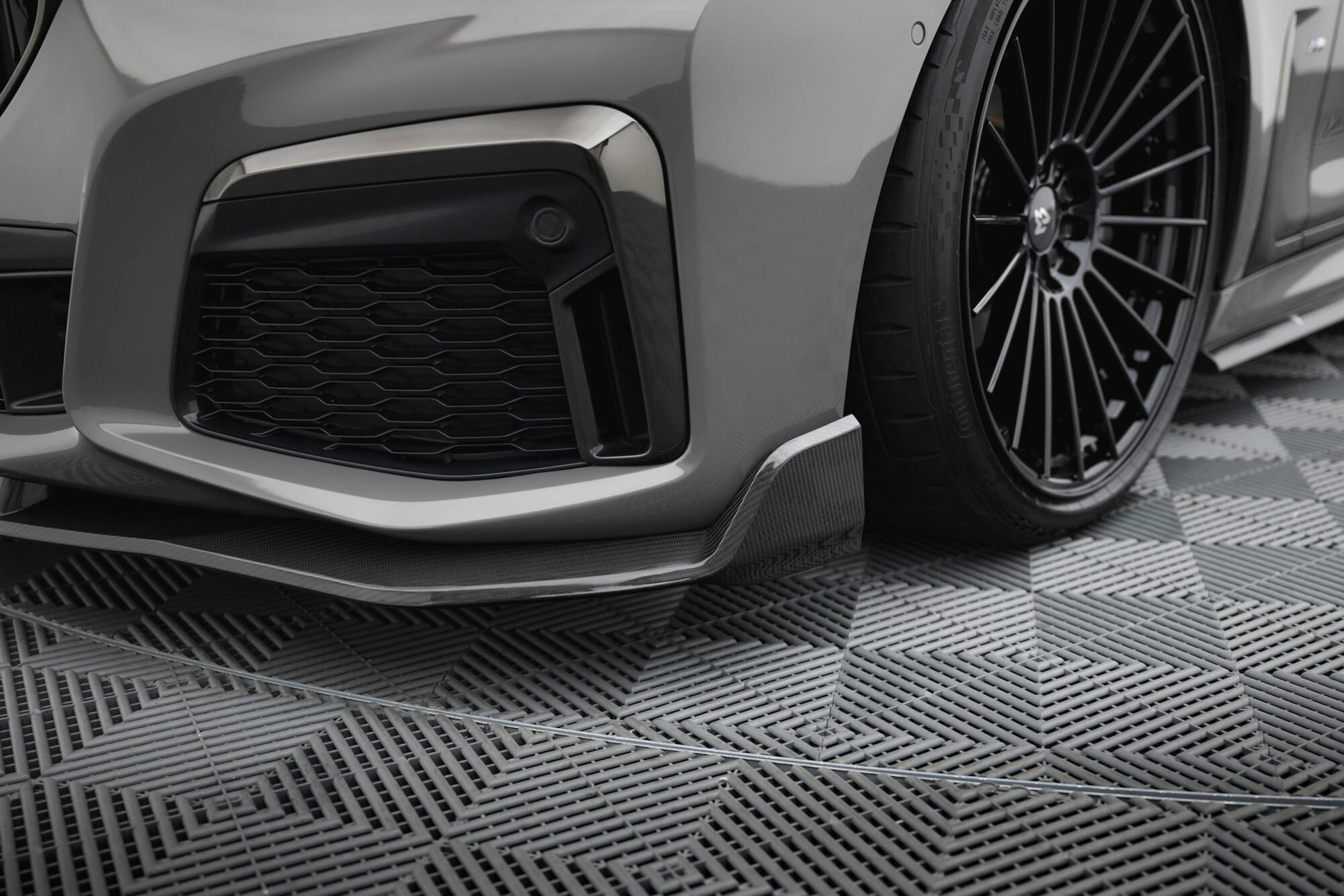 Prepreg Carbon Fiber Front Splitter + ABS Splitter BMW 7 M-Pack G11 Facelift - Image 6