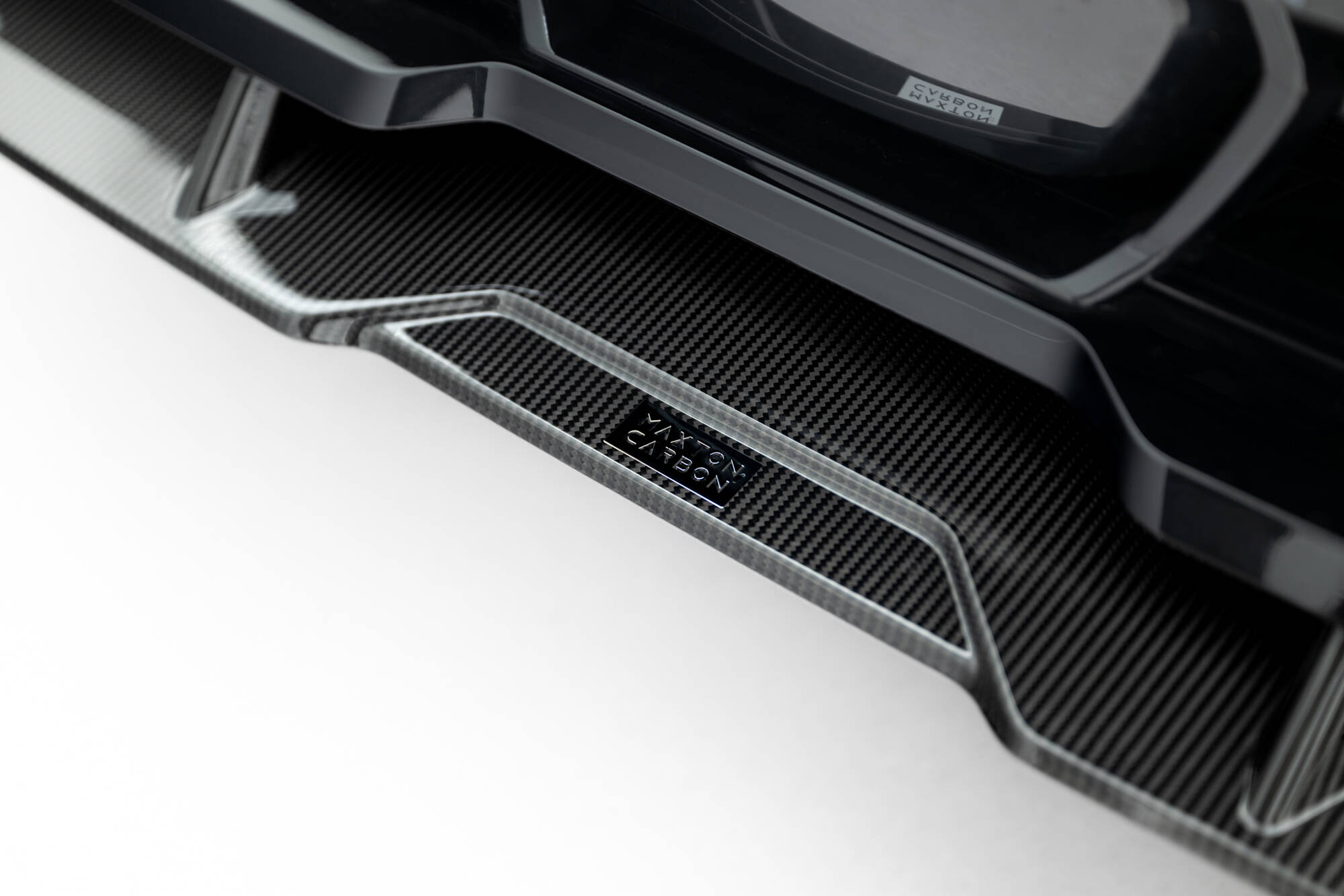 Prepreg Carbon Fiber Front Splitter BMW X5 M F95 Facelift - Image 7