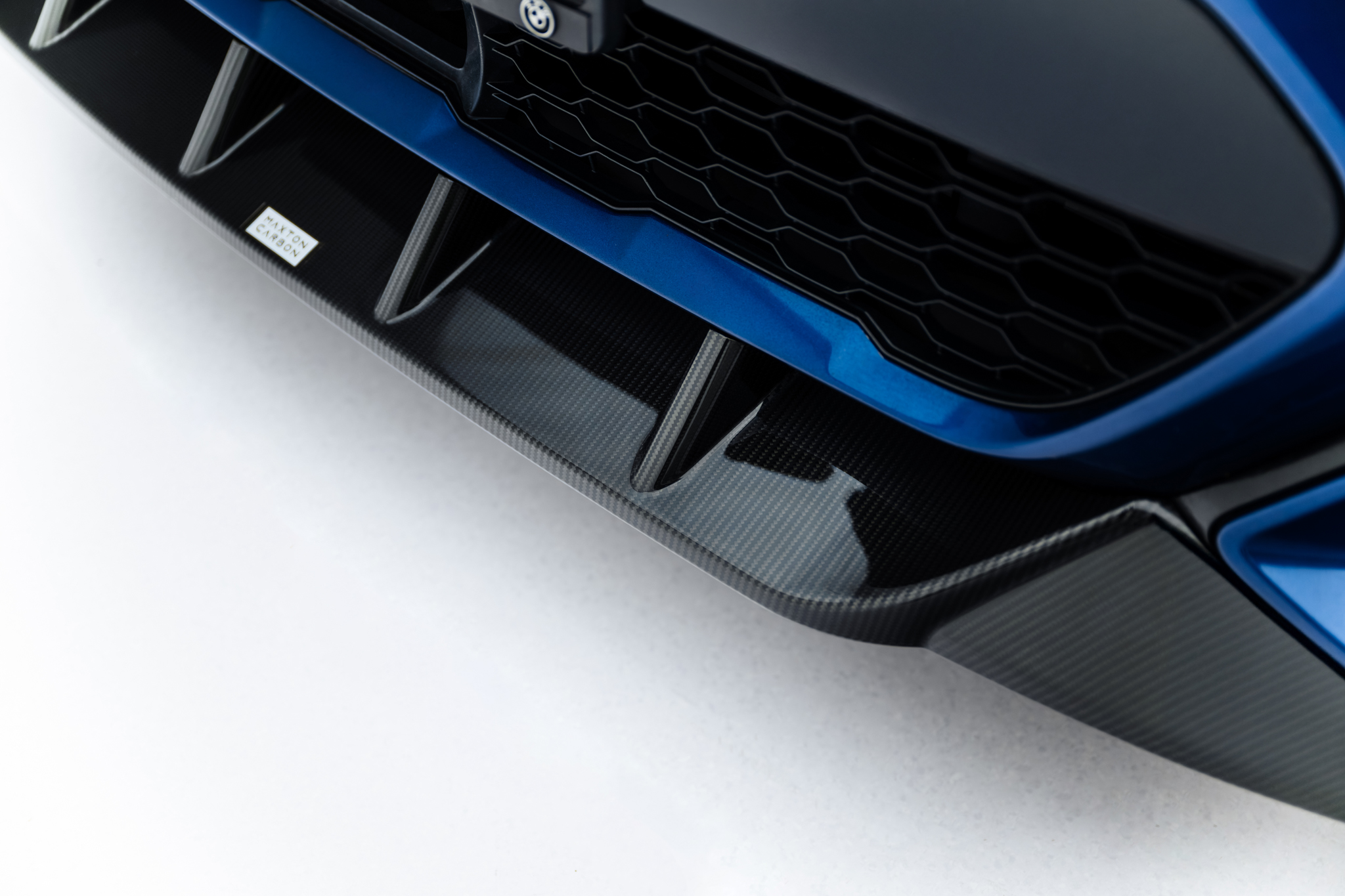 Prepreg Carbon Fiber Front Splitter BMW X7 M-Pack G07 - Image 5