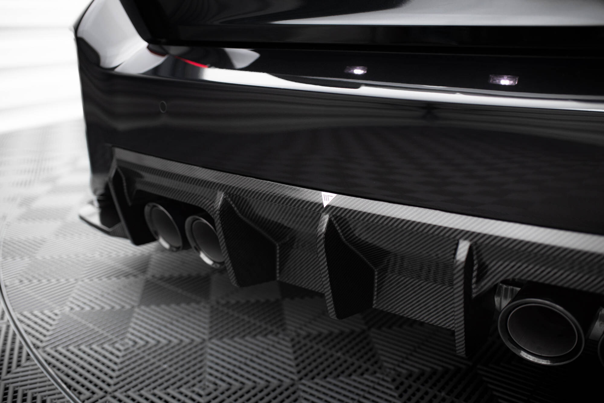 Prepreg Carbon Fiber Rear Diffuser BMW M2 G87 - Image 3