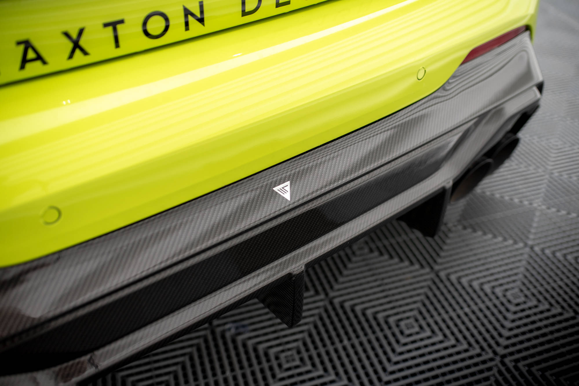 Prepreg Carbon Fiber Rear Diffuser V.1 BMW 1 F40 M-Pack/ M135i - Image 5