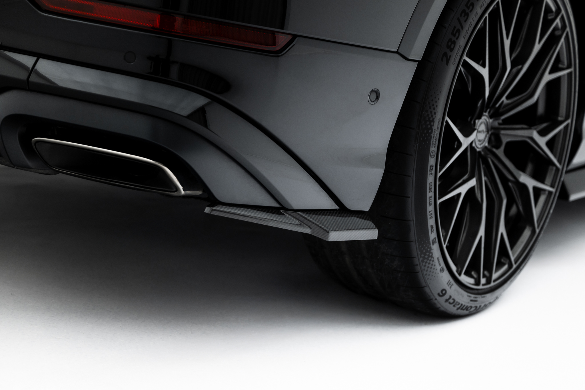 Prepreg Carbon Fiber Rear Side Splitters Audi Q8 S-Line Mk1 Facelift - Image 3