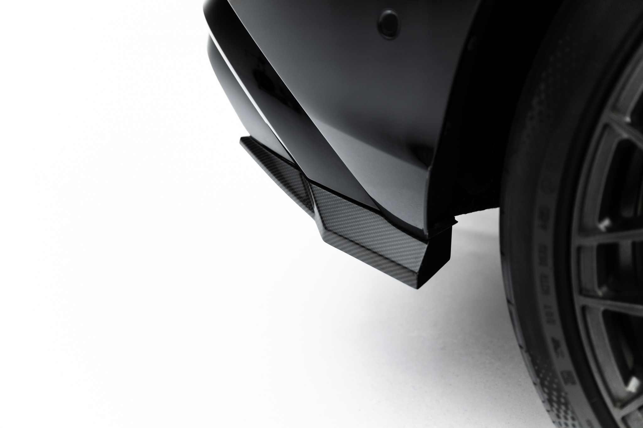 Prepreg Carbon Fiber Rear Side Splitters Audi Q8 S-Line Mk1 Facelift - Image 4