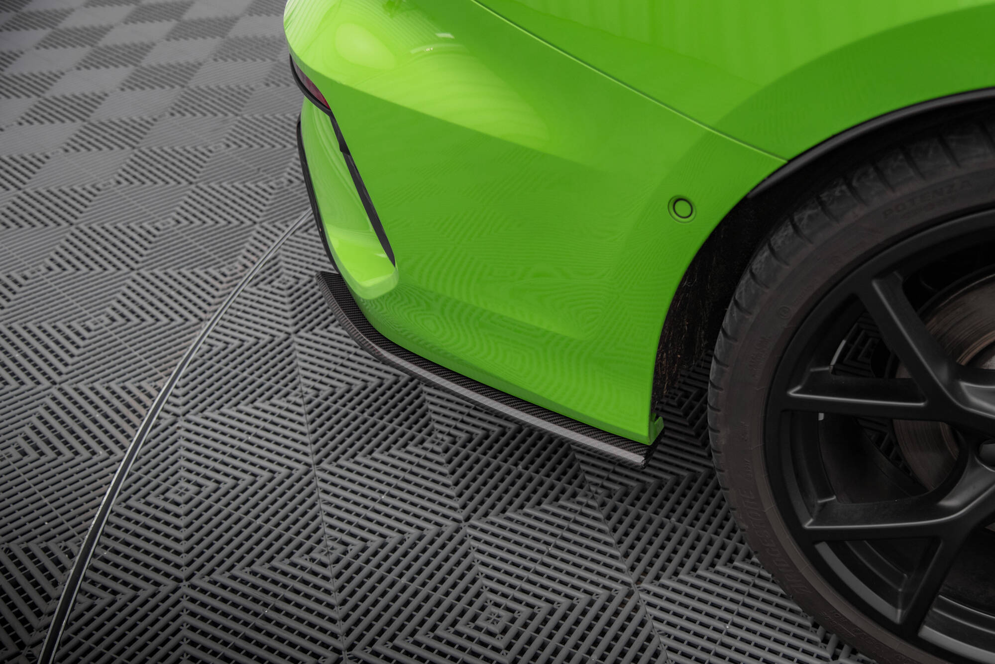 Prepreg Carbon Fiber Rear Side Splitters Audi RS3 Sedan 8Y - Image 3