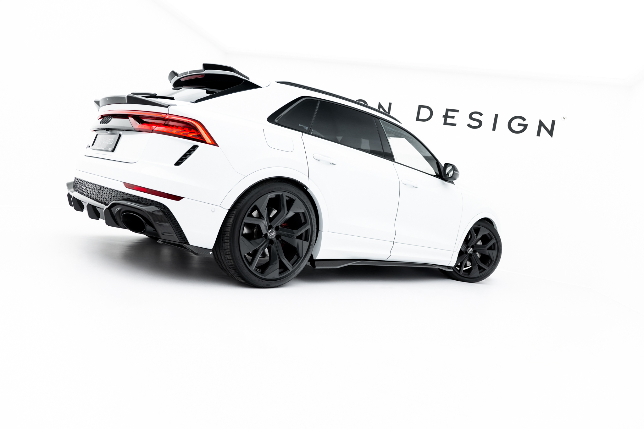 Prepreg Carbon Fiber Side Skirts Audi RSQ8 Mk1 - Image 3