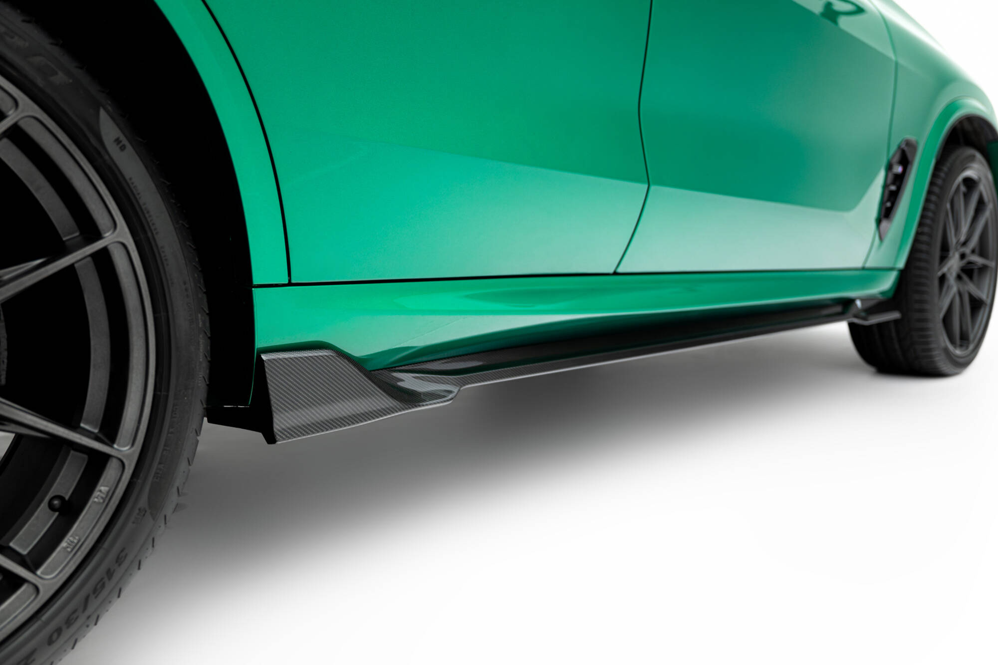 Prepreg Carbon Fiber Side Skirts BMW X5 M F95 Facelift - Image 2