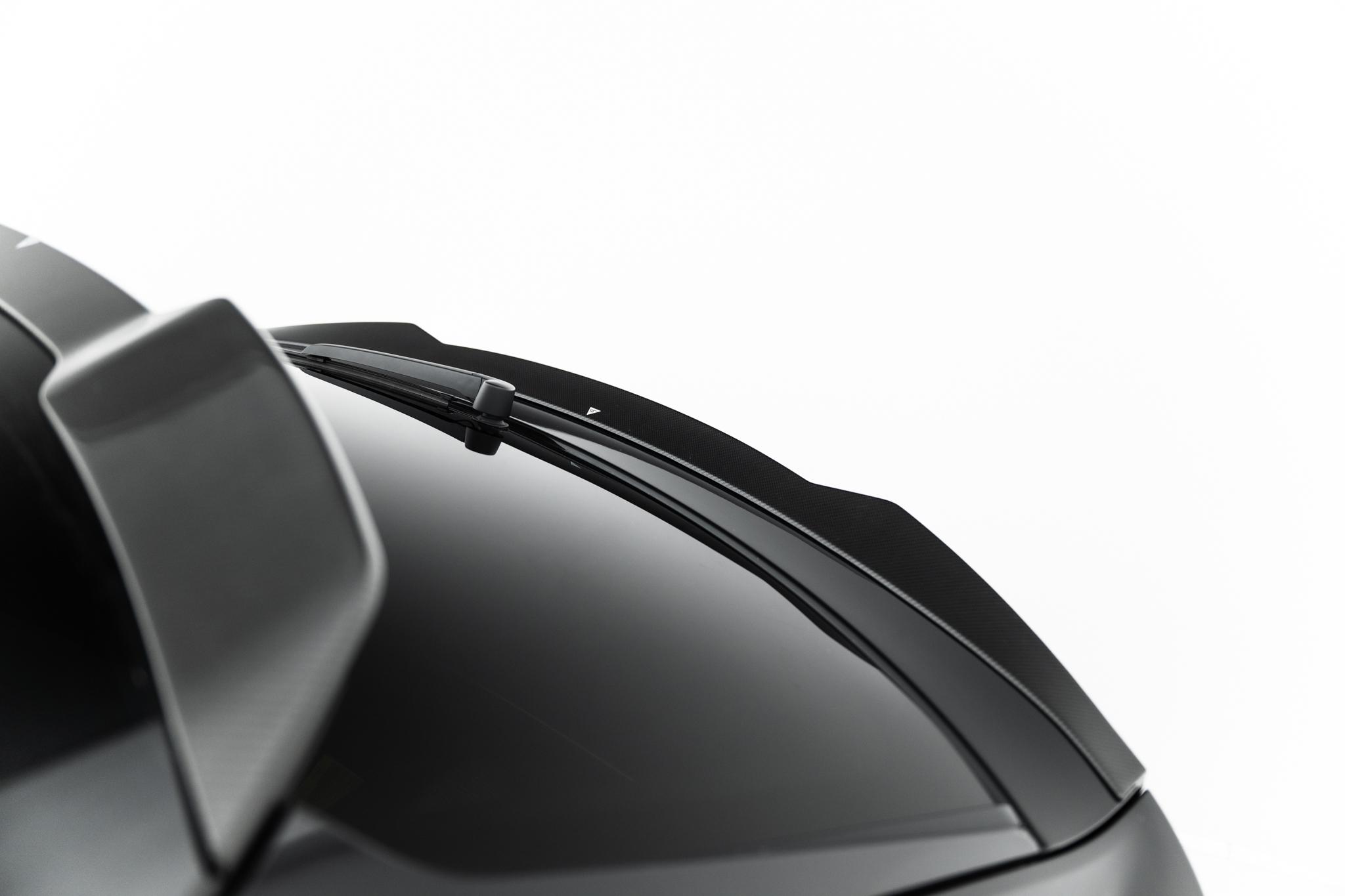 Prepreg Carbon Fiber Tailgate Spoiler (Lower) Audi SQ8 / Q8 S-Line Mk1 Facelift - Image 5