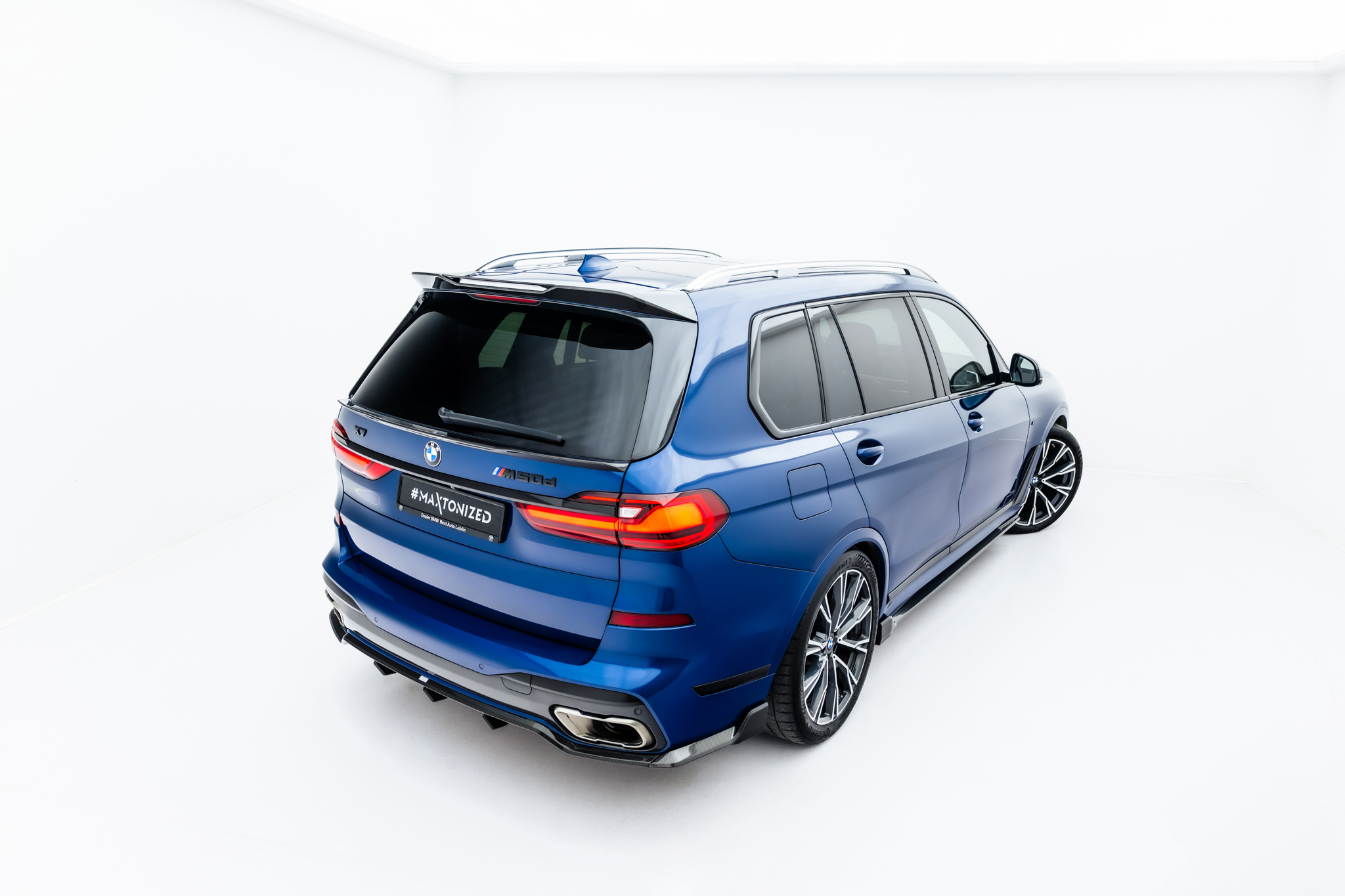 Prepreg Carbon Fiber Tailgate Spoiler (Upper) BMW X7 M-Pack G07