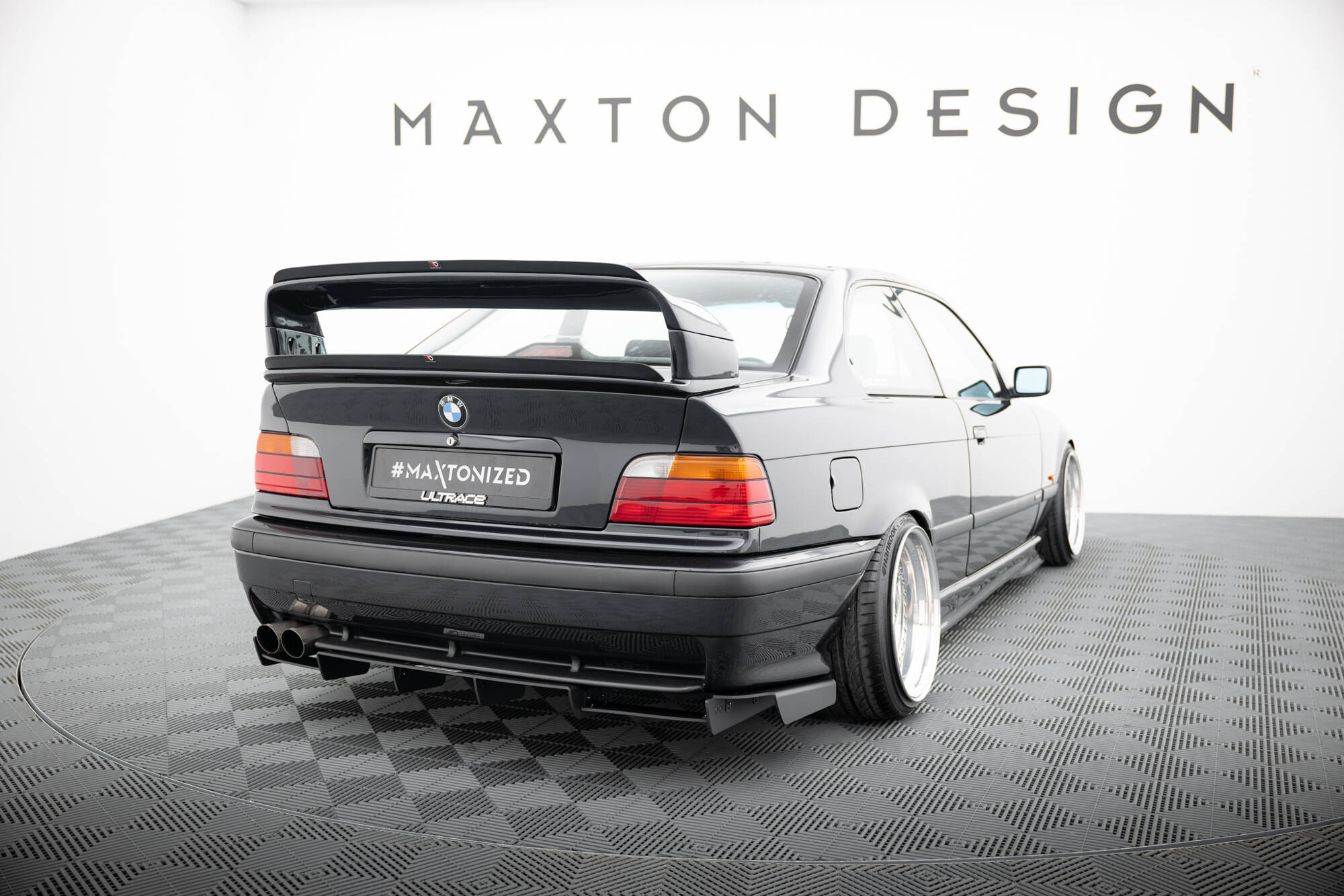 REAR DIFFUSER BMW M3 / 3 M-Pack E36 Coupe - Image 4