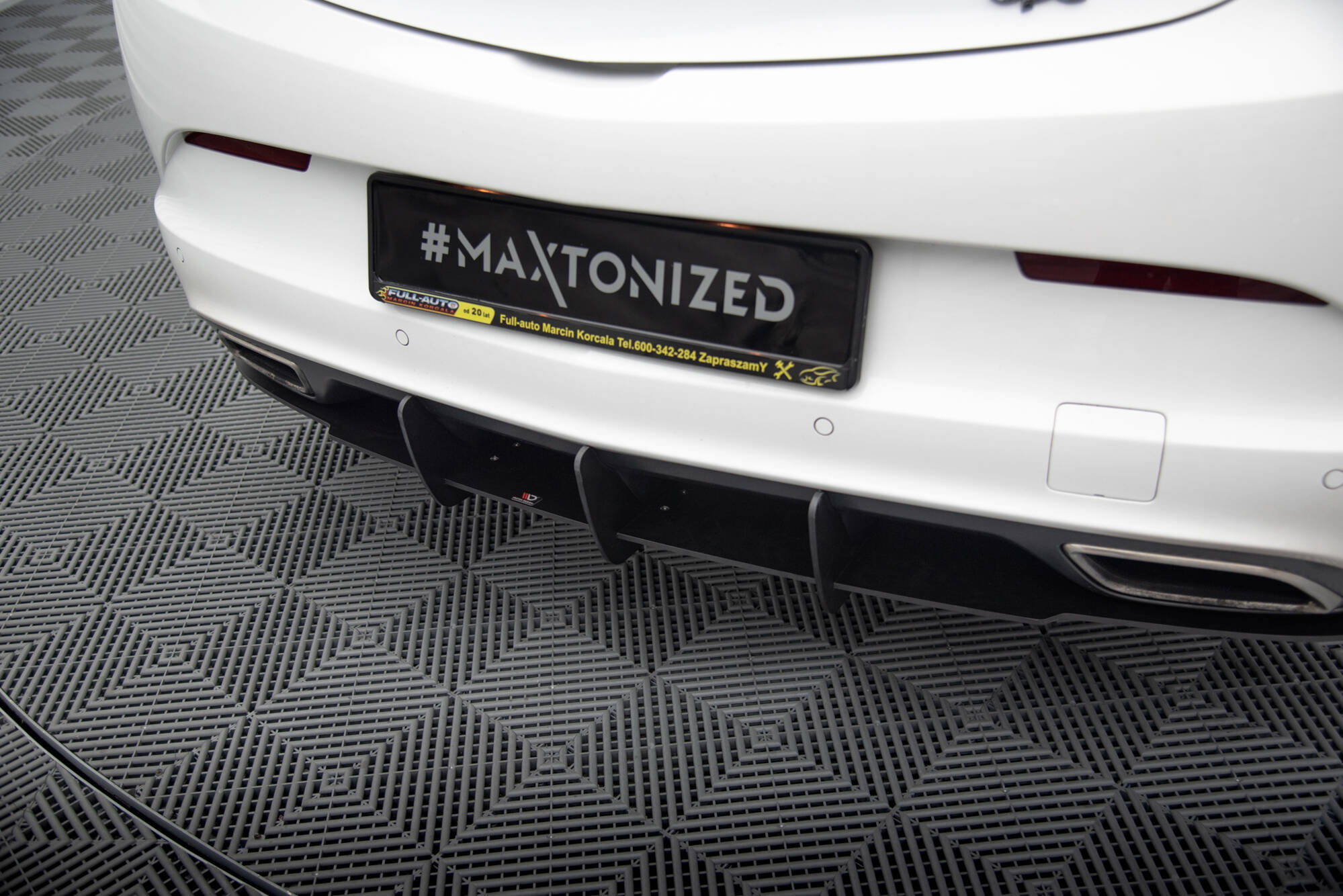 REAR DIFFUSER OPEL ASTRA J OPC / VXR - Image 2