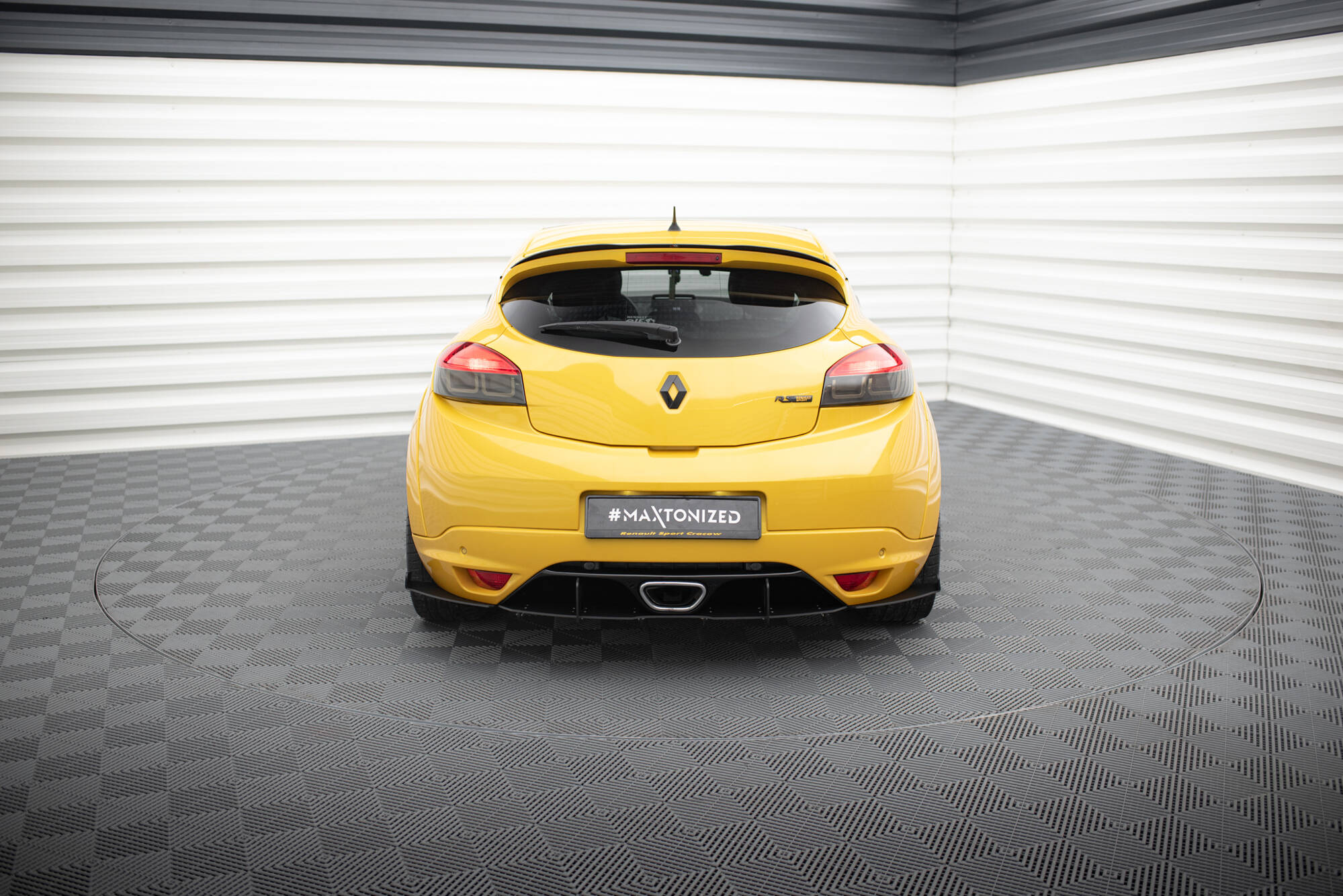 REAR DIFFUSER RENAULT MEGANE MK3 RS - Image 2