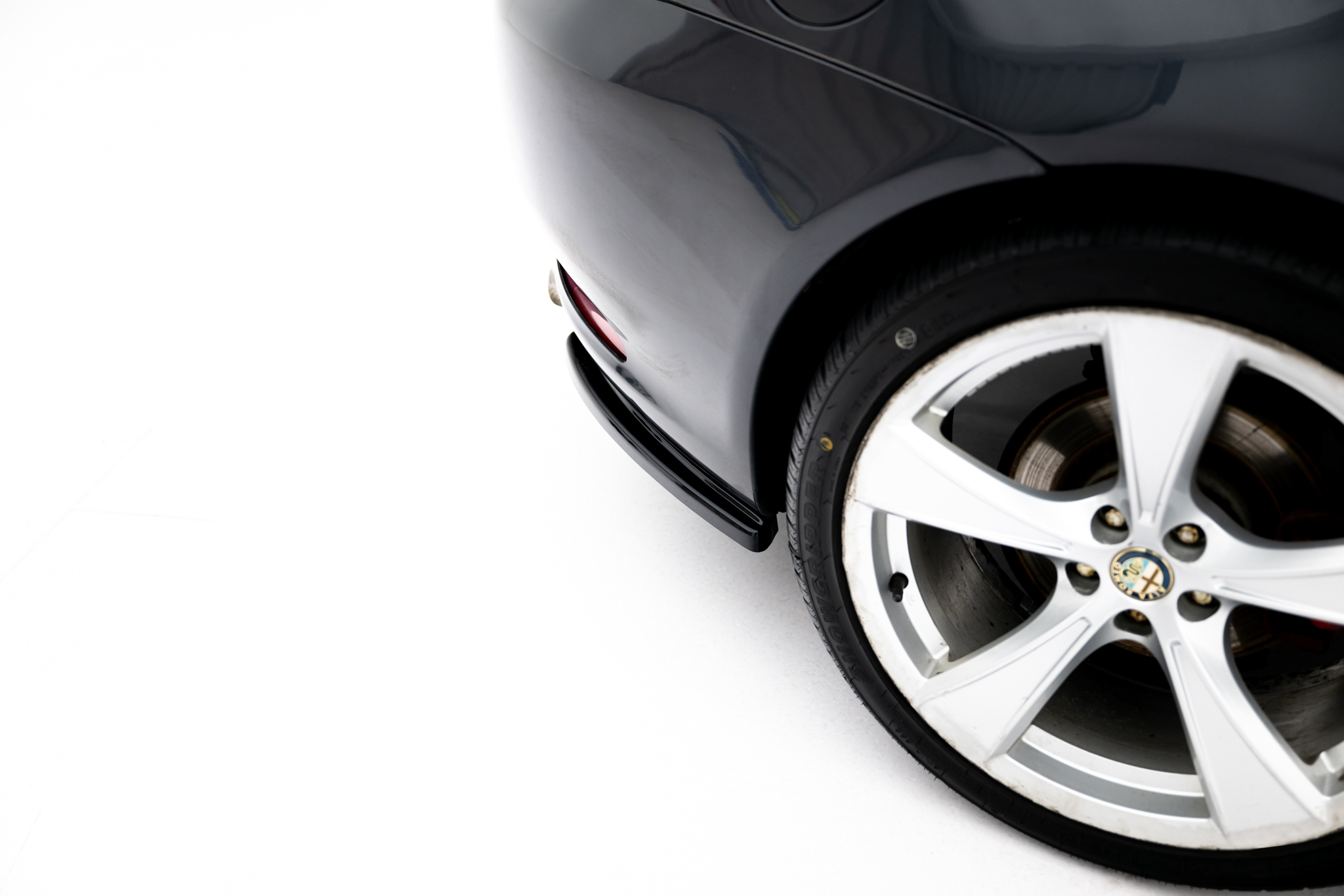 REAR SIDE SPLITTERS Alfa Romeo GT - Image 3
