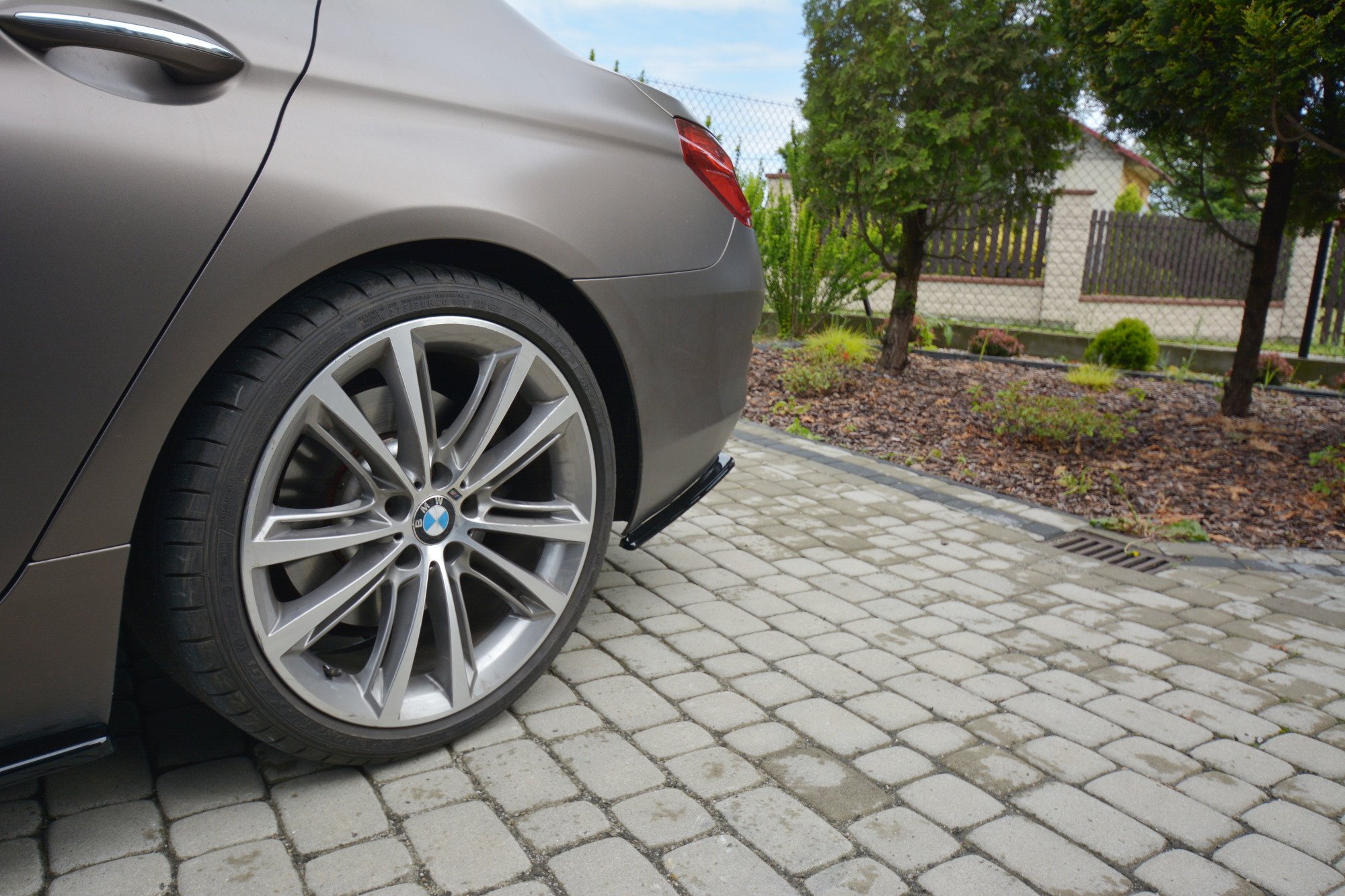 REAR SIDE SPLITTERS BMW 6 GRAN COUPÉ - Image 3