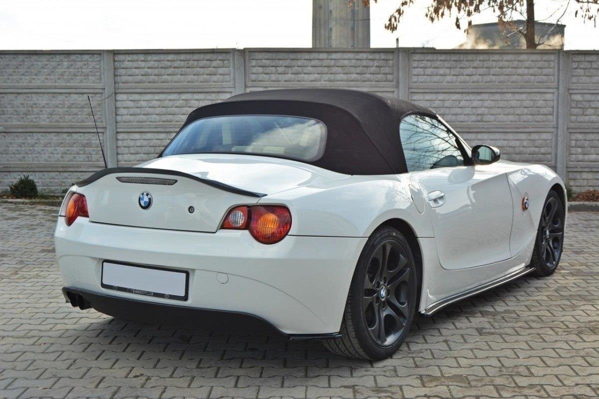 REAR SIDE SPLITTERS BMW Z4 E85 / E86 (PREFACE) - Image 4