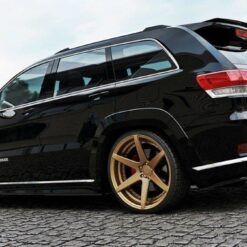 Alternative view of REAR SIDE SPLITTERS Jeep Grand Cherokee WK2 Summit (FACELIFT)