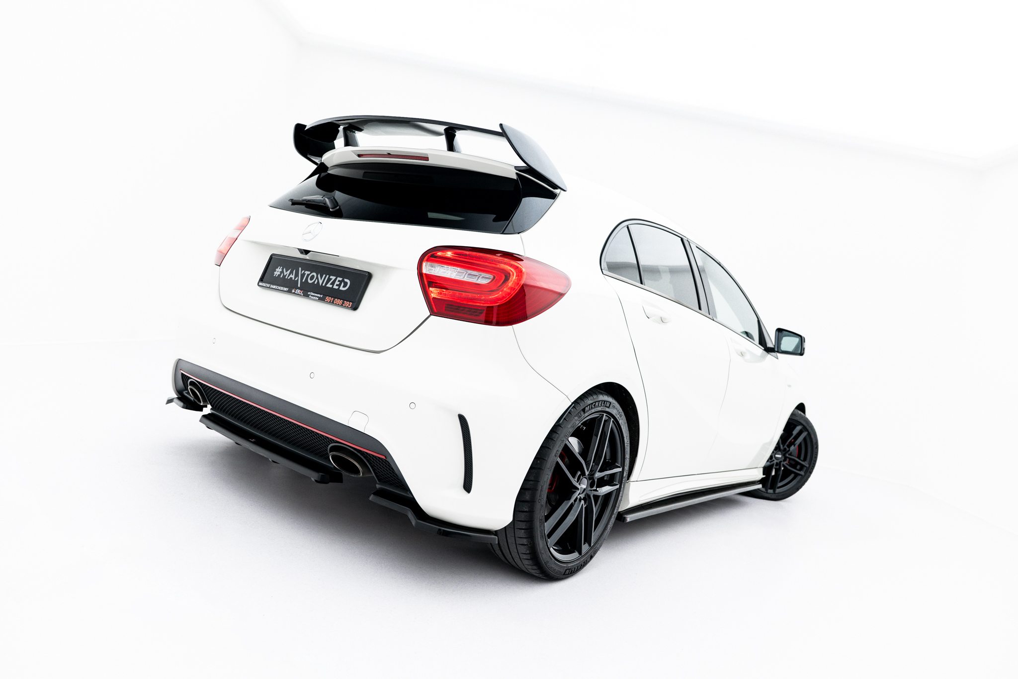 REAR SIDE SPLITTERS MERCEDES-BENZ W176 AMG-LINE PREFACE - Image 3