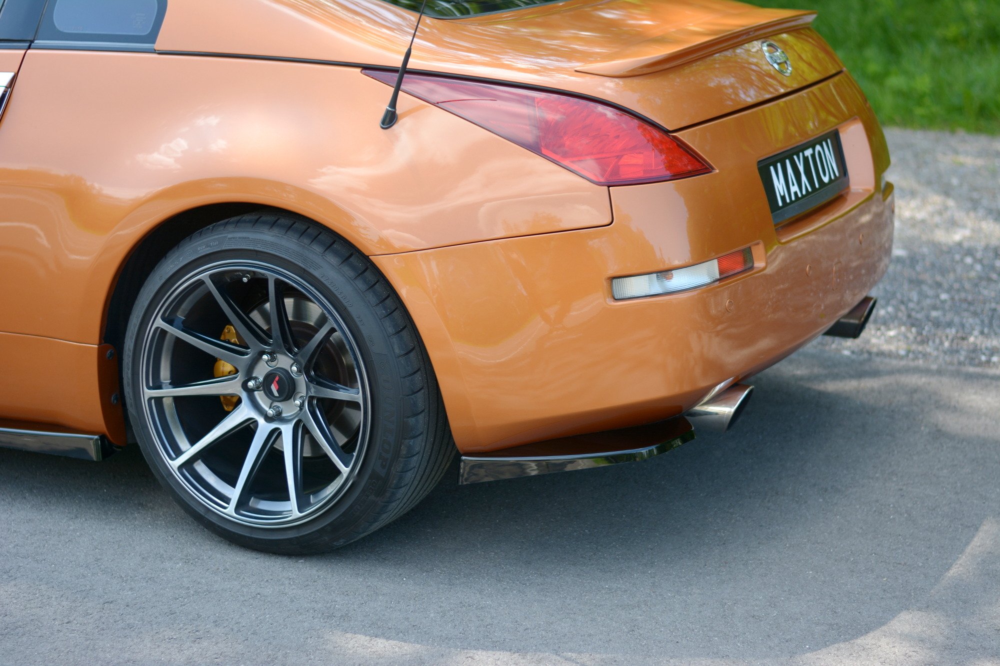 REAR SIDE SPLITTERS NISSAN 350Z - Image 3