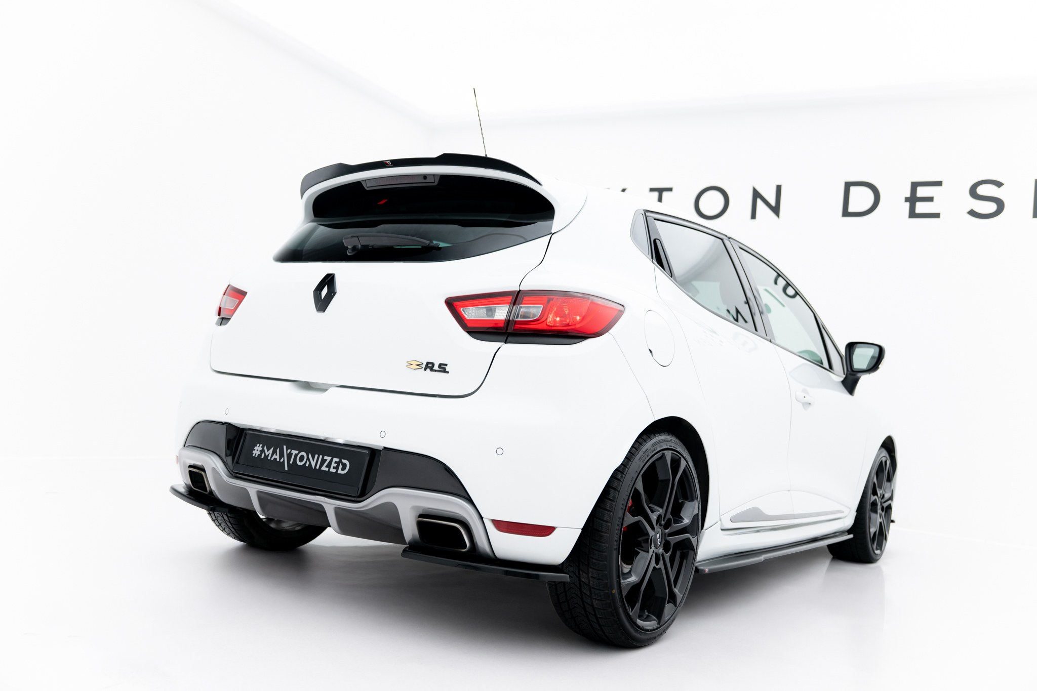 REAR SIDE SPLITTERS RENAULT CLIO MK4 RS - Image 2