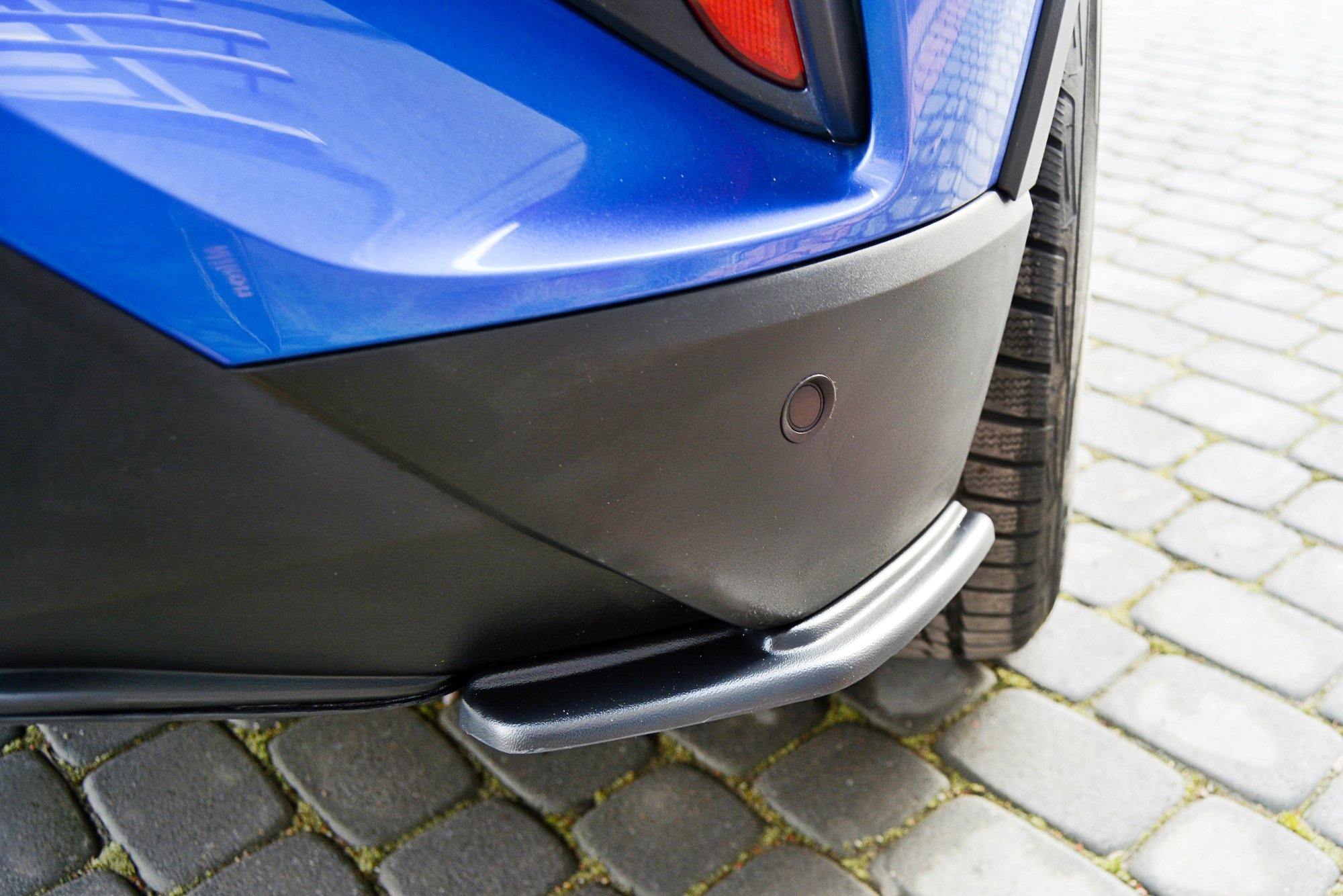 REAR SIDE SPLITTERS TOYOTA C-HR - Image 2