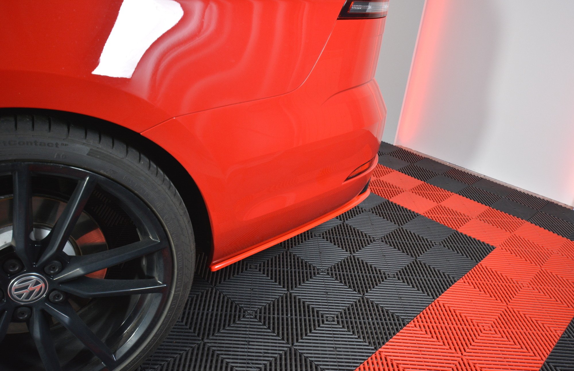 REAR SIDE SPLITTERS V.2 VW GOLF 7 R VARIANT FACELIFT - Image 3