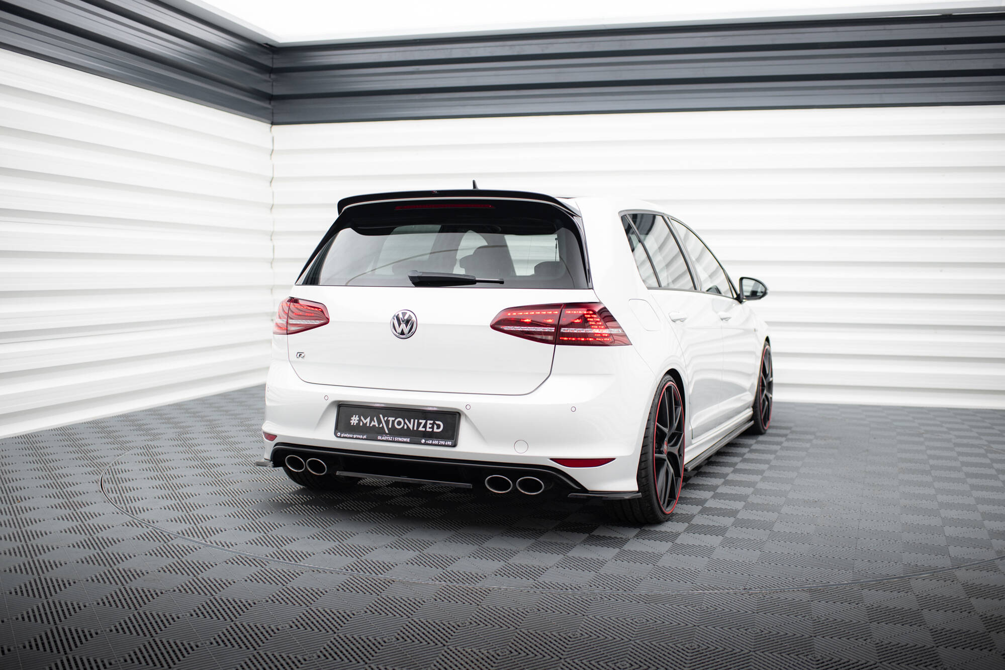 REAR SIDE SPLITTERS v.2 VW GOLF VII R - Image 2