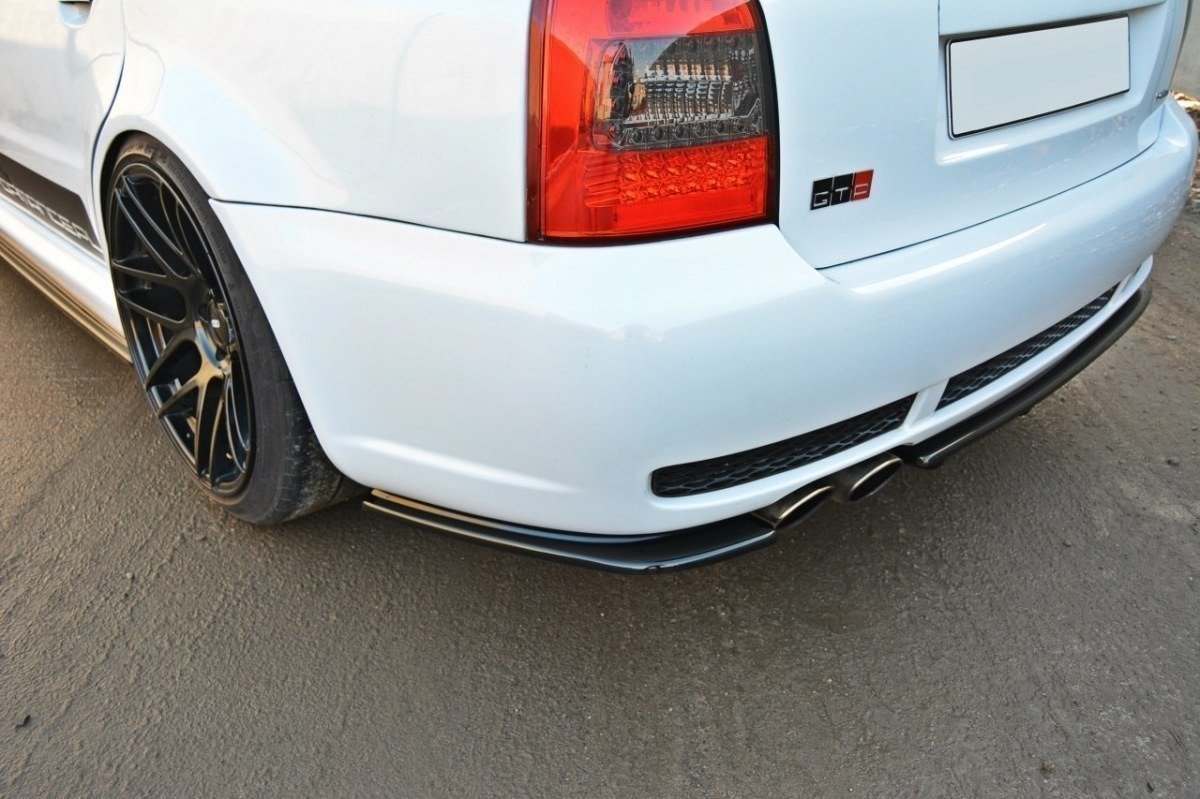 REAR SPLITTER AUDI RS4 B5 (with a vertical bar) - Image 2