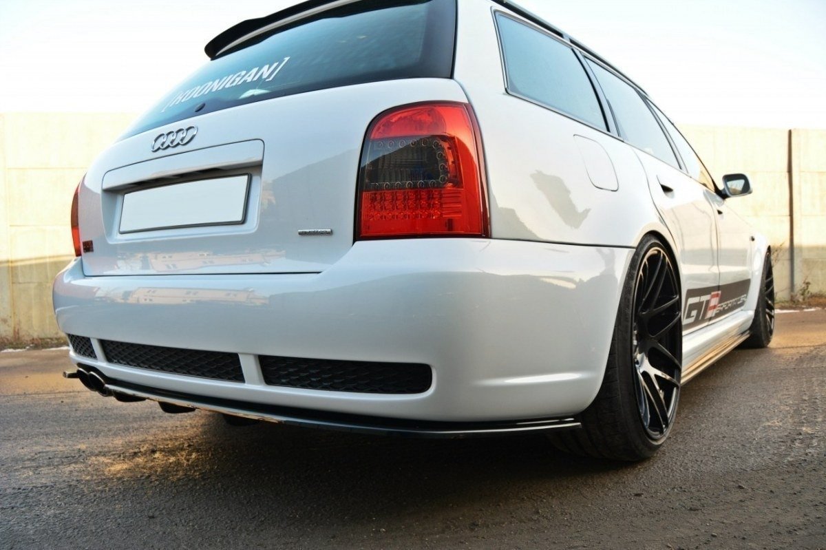 REAR SPLITTER AUDI RS4 B5 (with a vertical bar) - Image 3