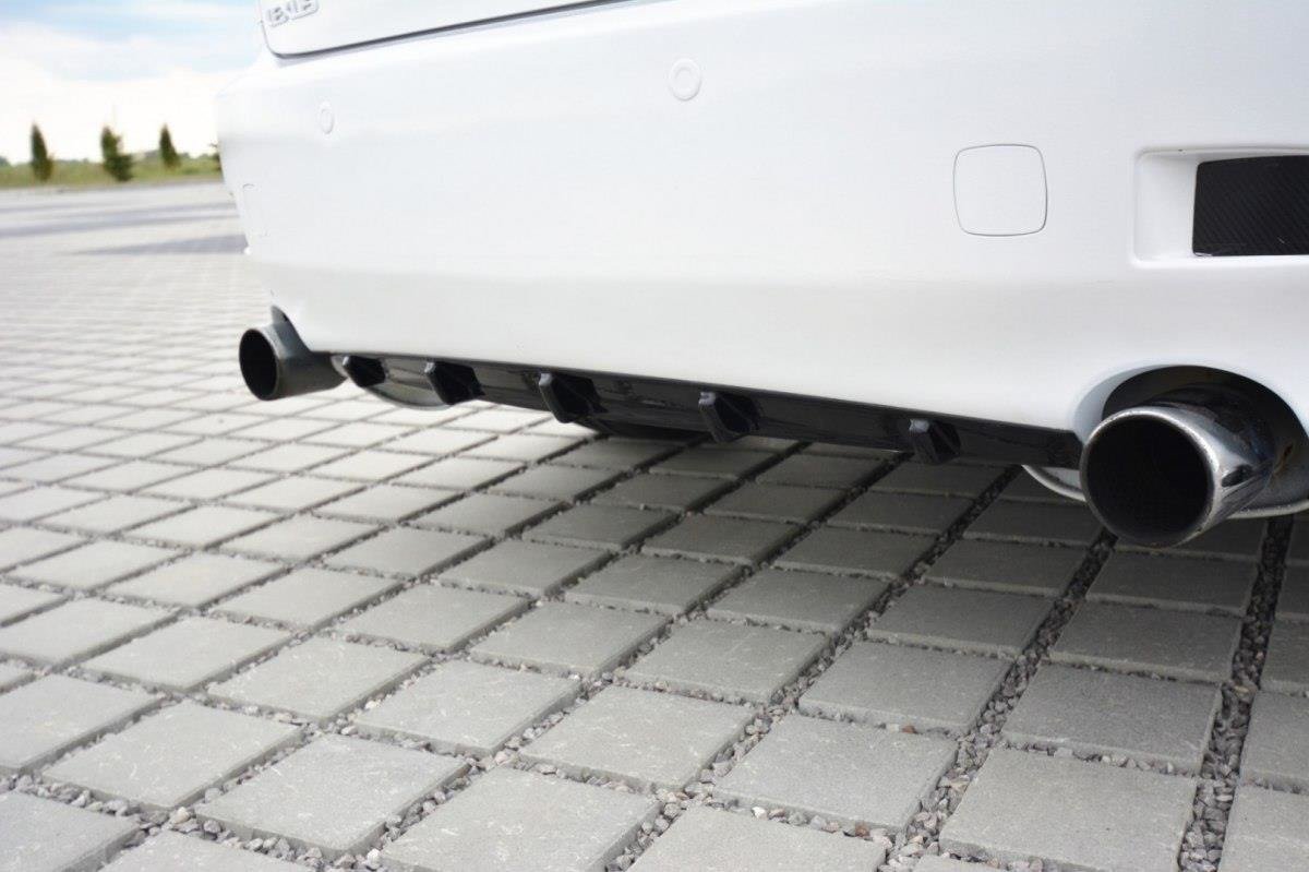 REAR VALANCE Lexus IS Mk2 - Image 3