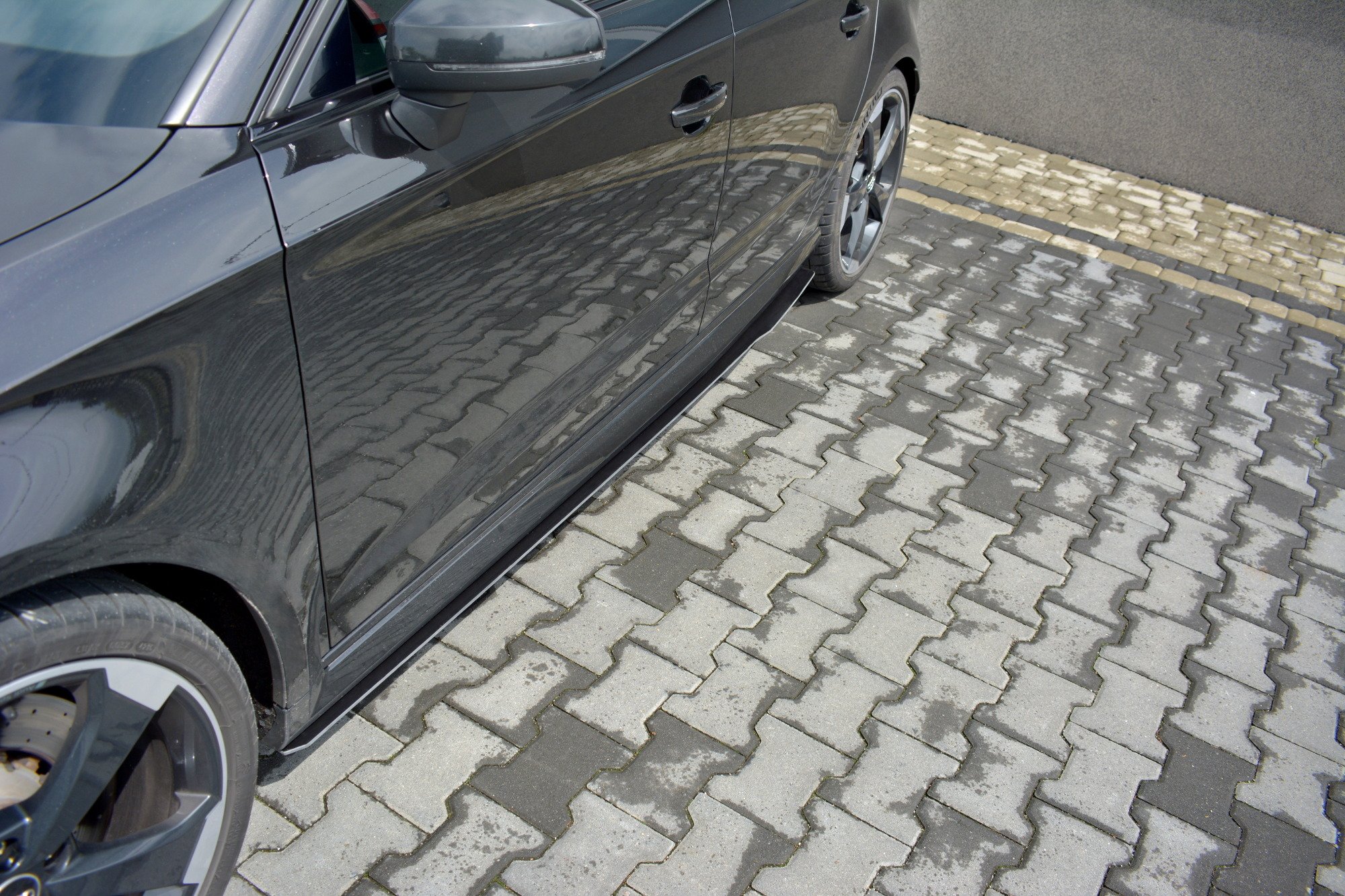 Racing Side Skirts Diffusers V.1AUDI Audi RS3 8V FL Sportback - Image 2