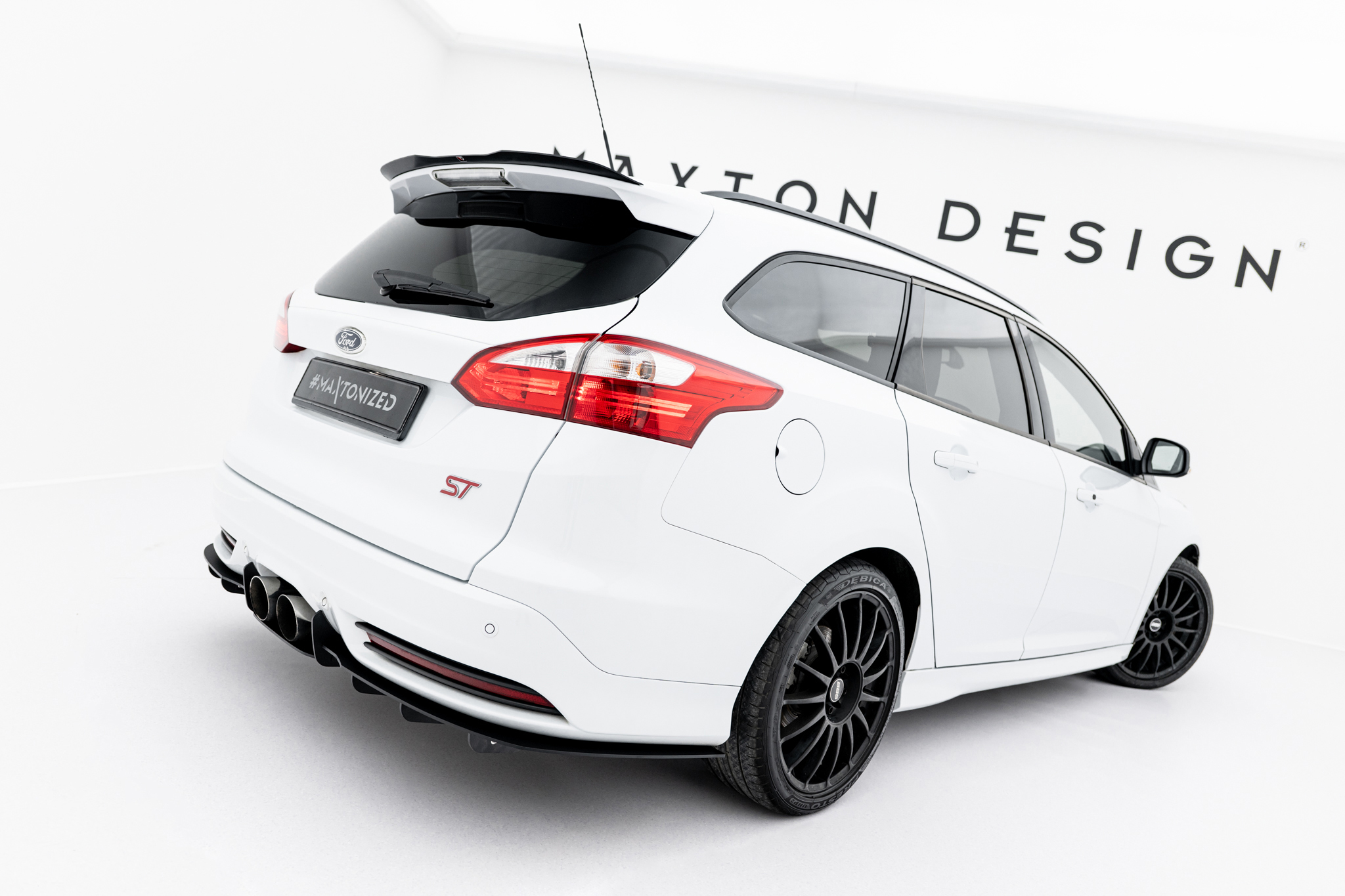 Rear Diffuser Ford Focus ST Mk3 Estate - Image 3