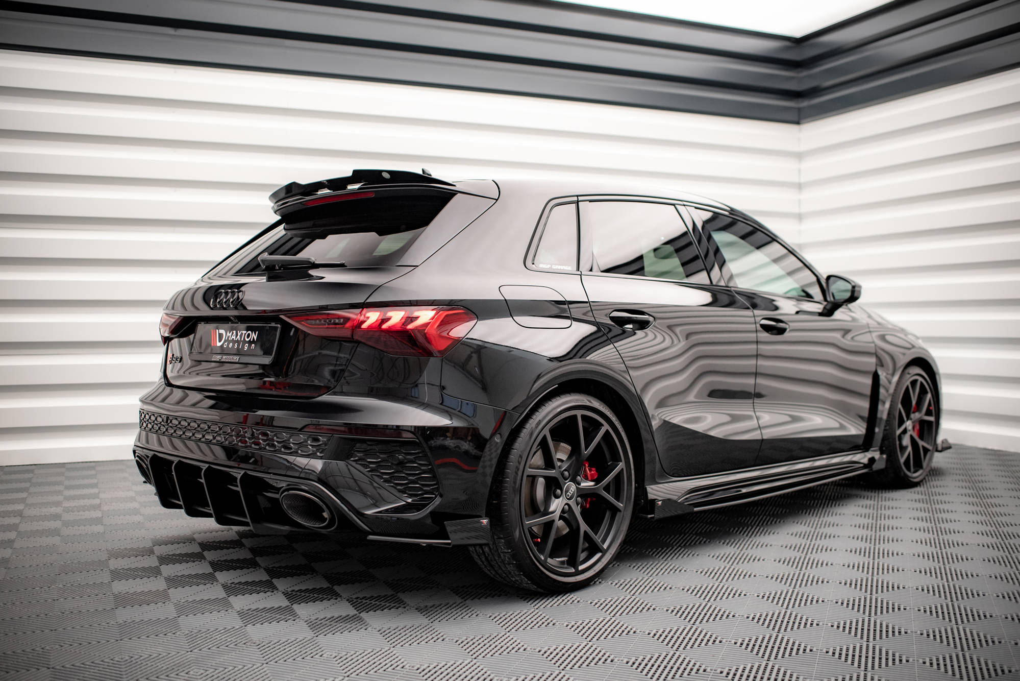 Rear Side Flaps Audi RS3 Sportback 8Y - Image 2