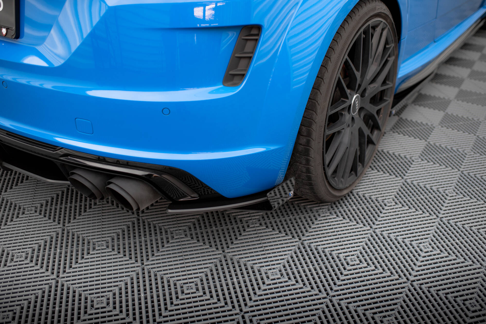 Rear Side Flaps Audi TT S 8S Facelift - Image 3