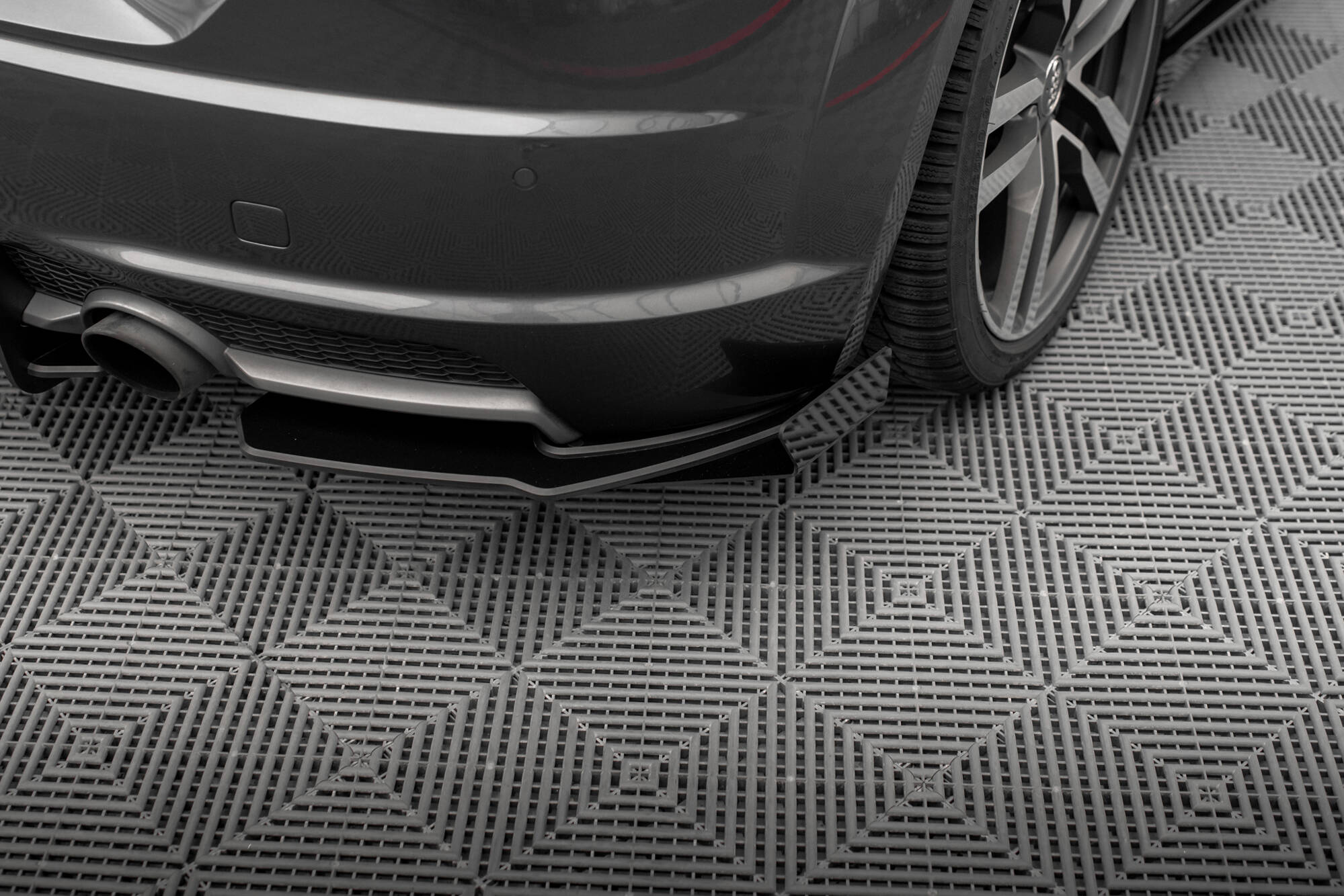 Rear Side Flaps Audi TT S-Line 8S - Image 3