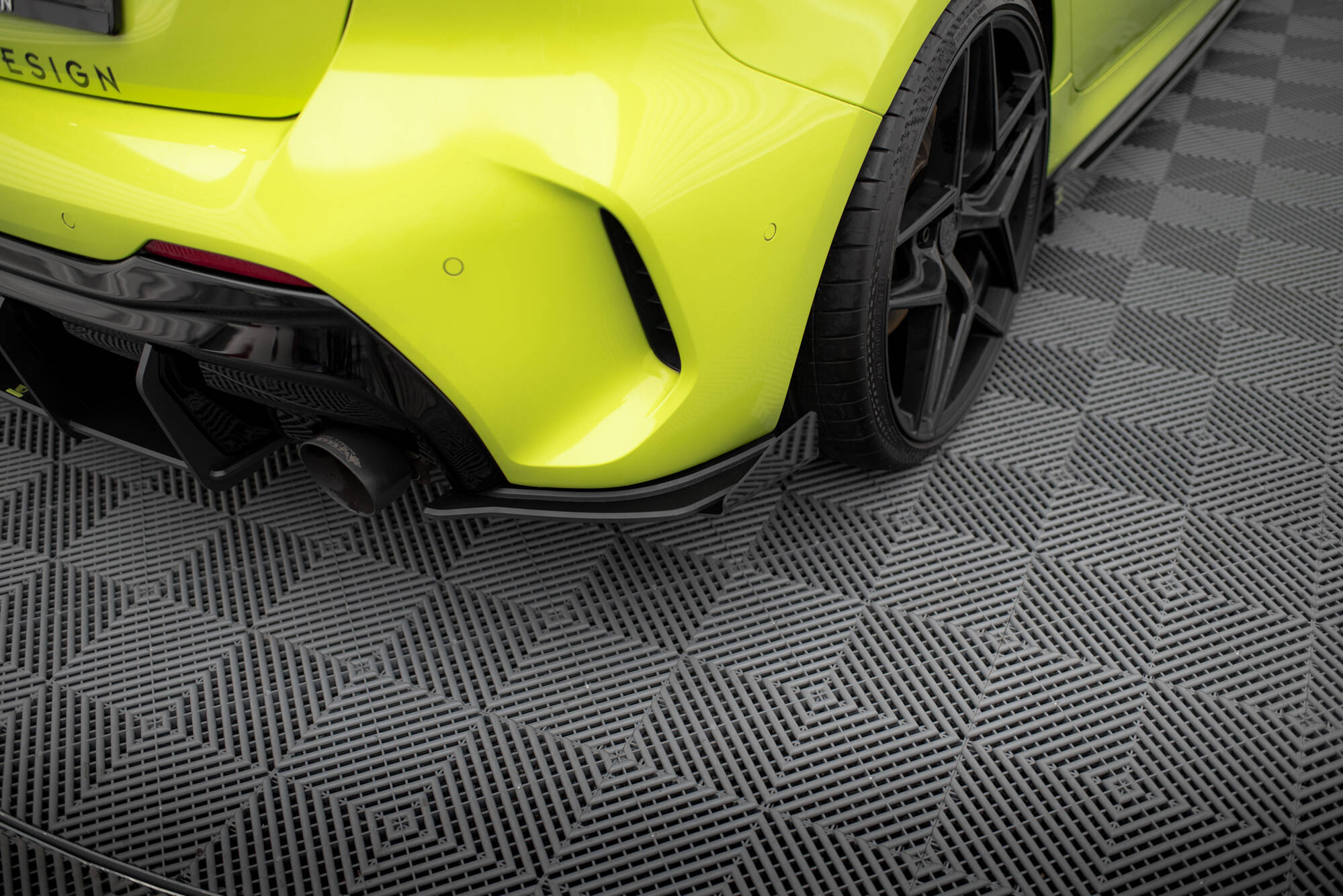 Rear Side Flaps V.1 BMW 1 M-Pack / M135i / 128ti F40 - Image 3