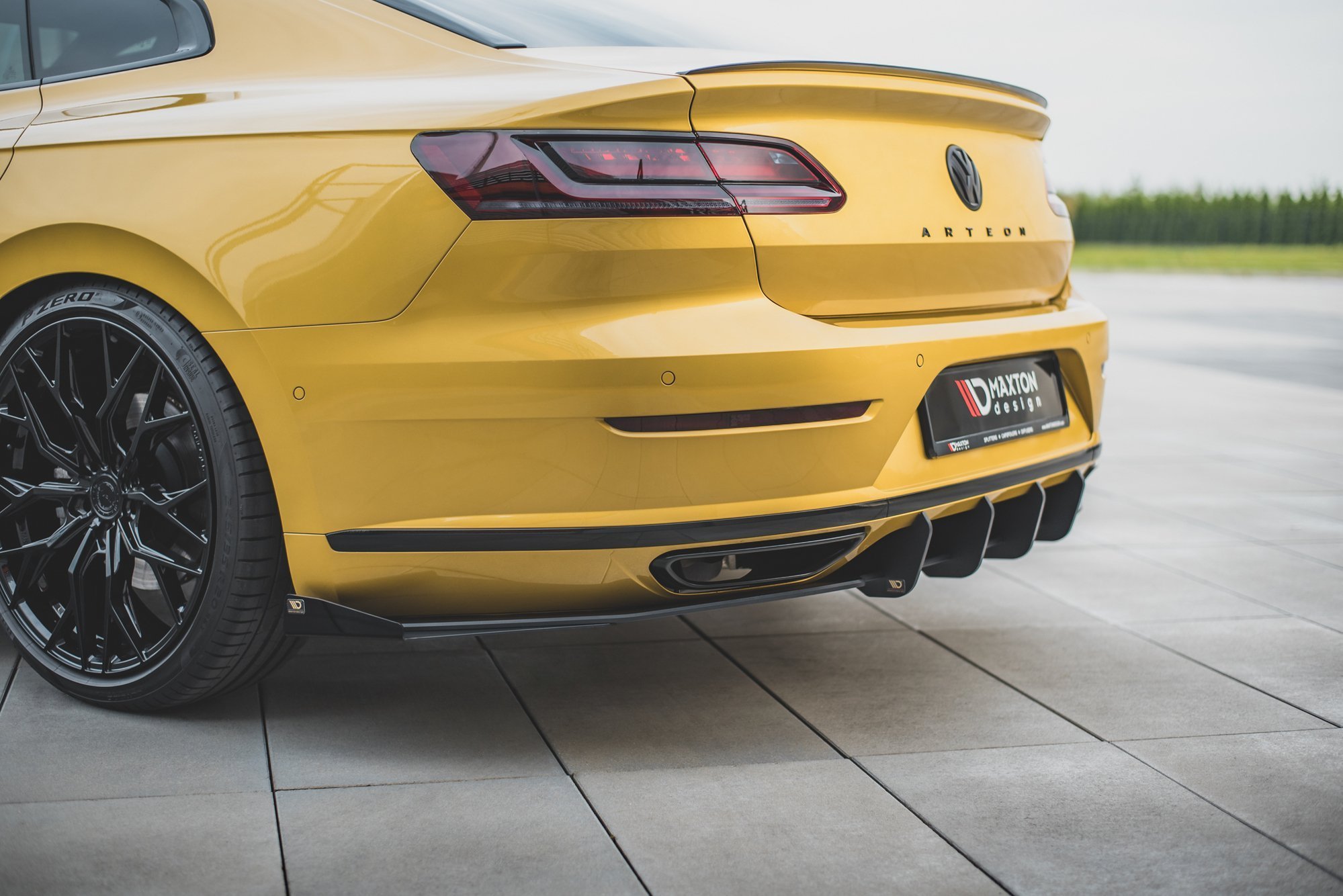 Rear Side Flaps Volkswagen Arteon R-Line - Image 2