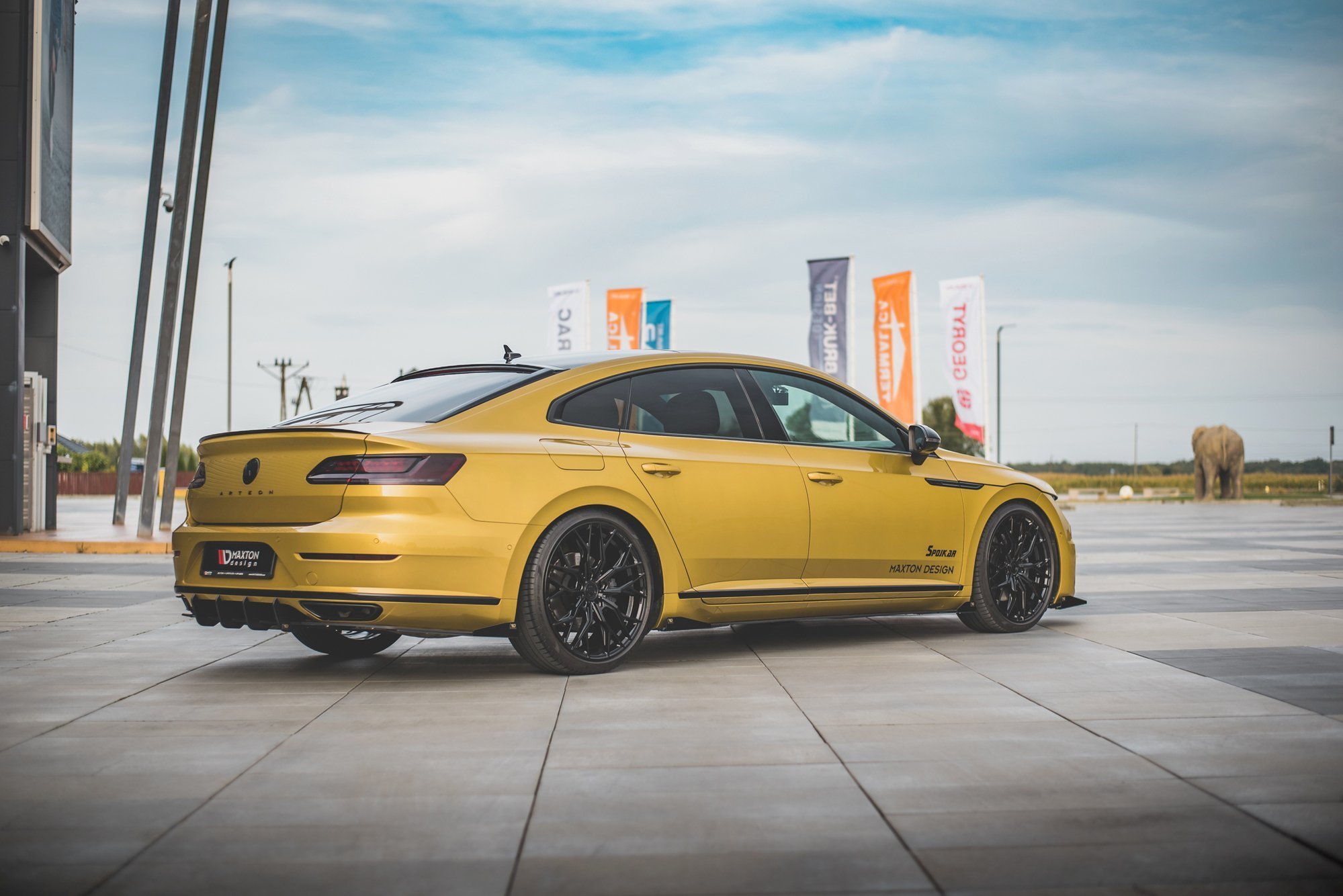 Rear Side Flaps Volkswagen Arteon R-Line - Image 3